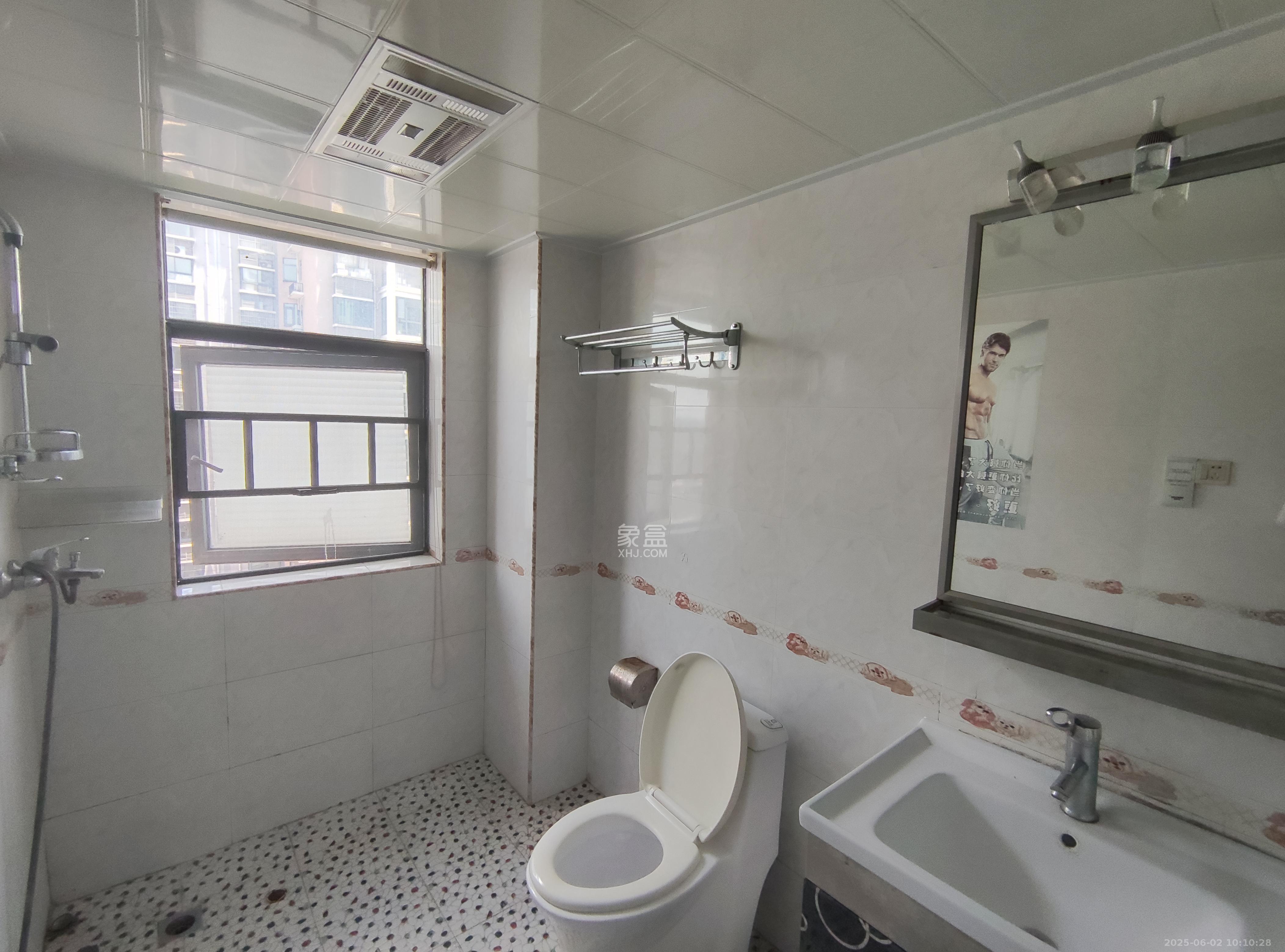 曙光领峰(曙光家园) 3室2厅2卫 3000.0元/月 曙光领峰(曙光家园) 3室2厅2卫 3000.0元/月室内图