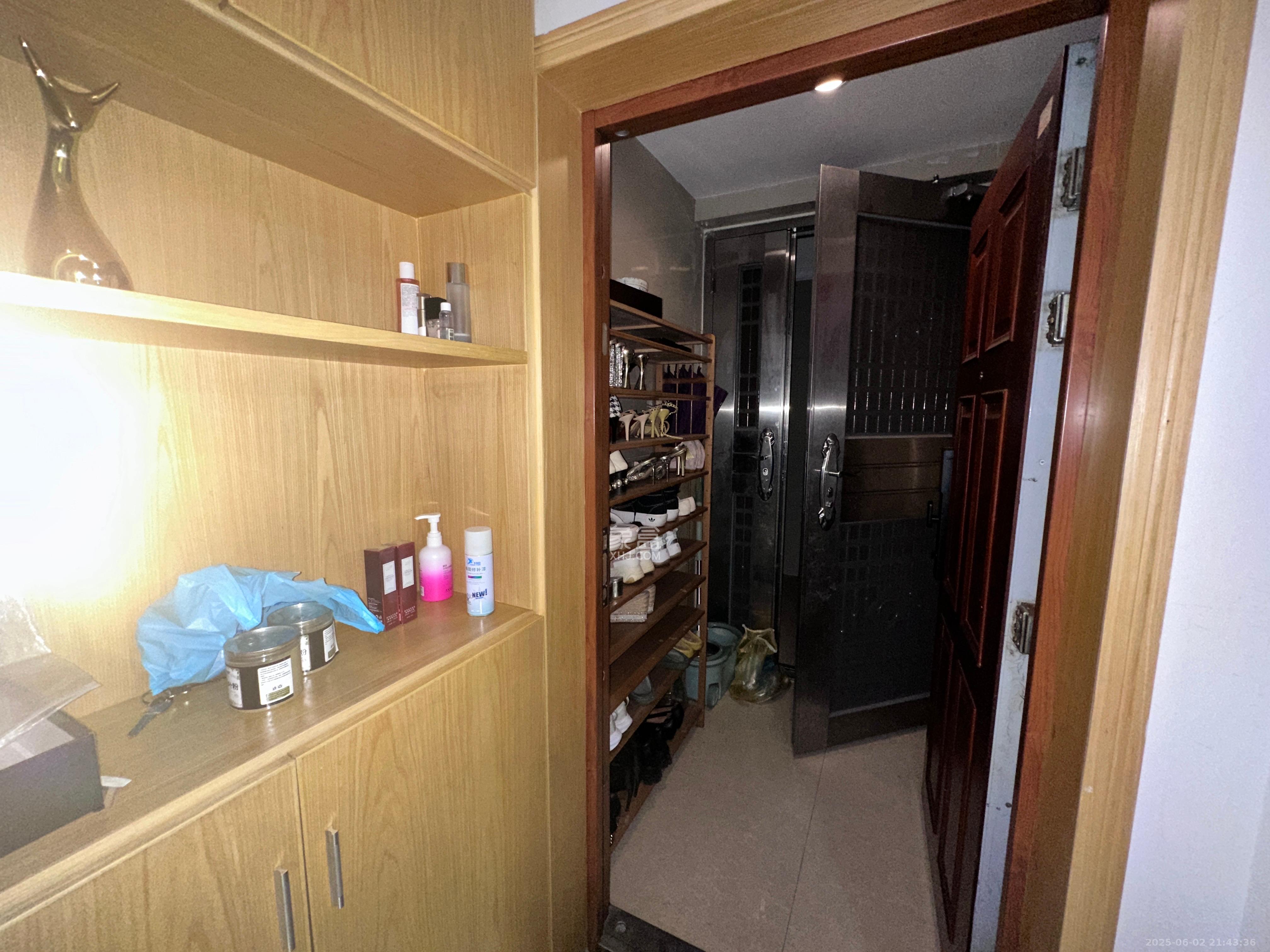 宏聚地中海  2室1厅1卫   1900.00元/月室内图