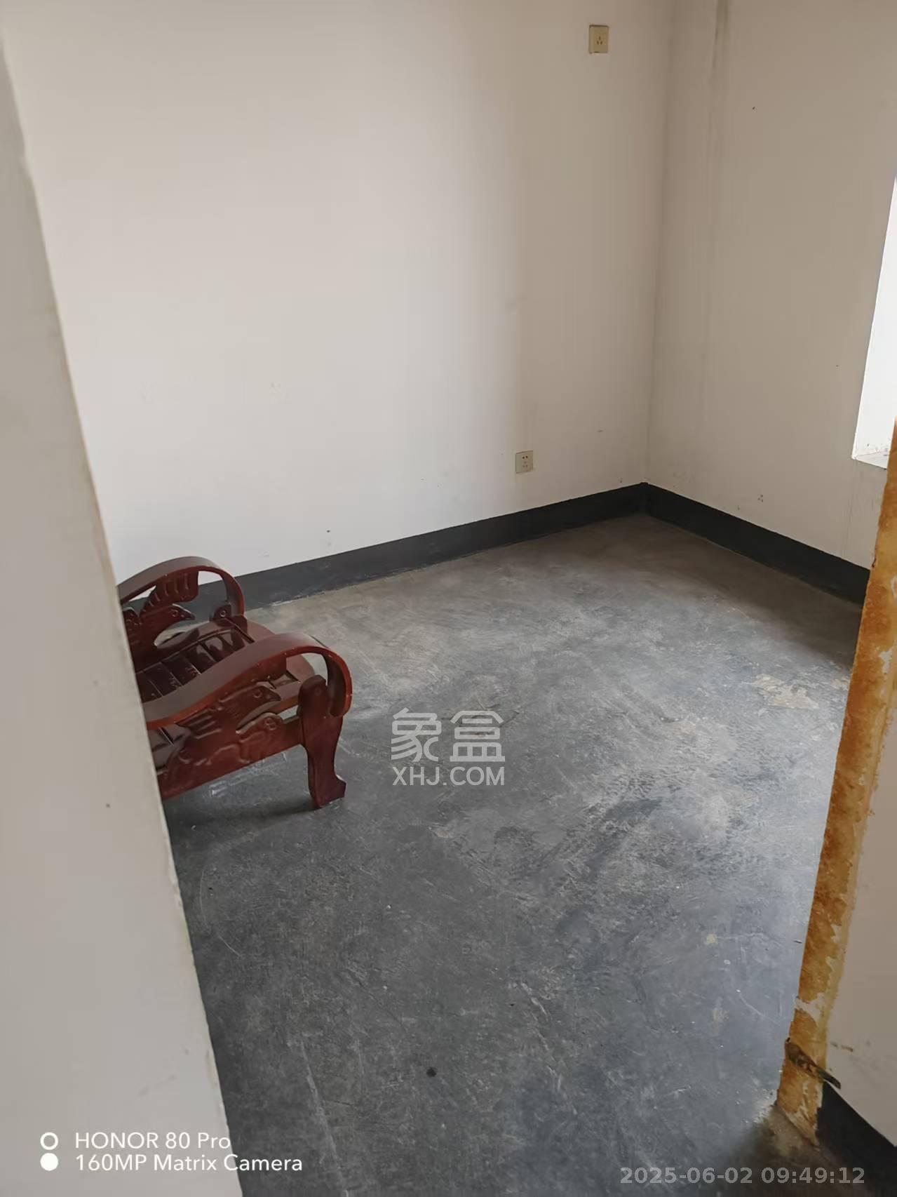 金色溪泉湾 2室2厅1卫 1000.0元/月 金色溪泉湾 2室2厅1卫 1000.0元/月室内图