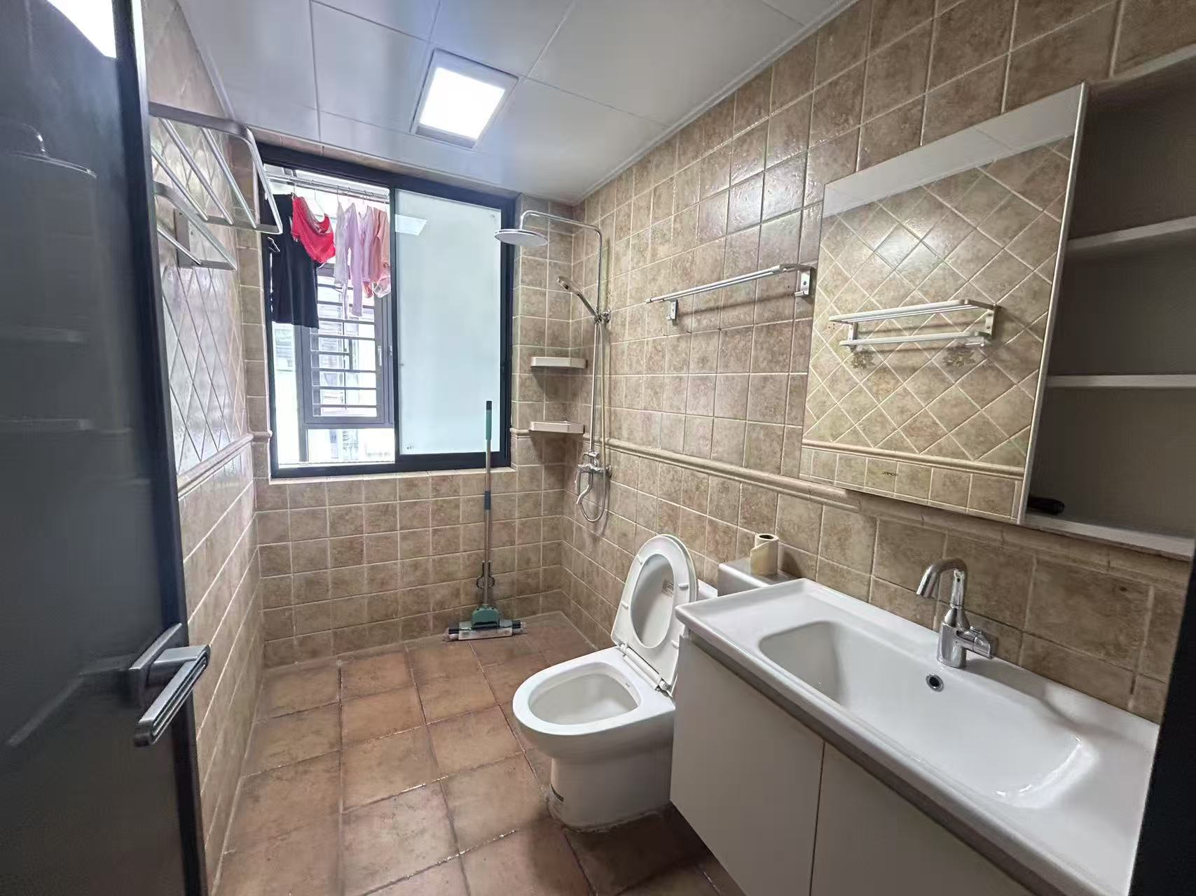 美墅馆魅力城 5室2厅4卫 258.0万 美墅馆魅力城 5室2厅4卫 258.0万户型图