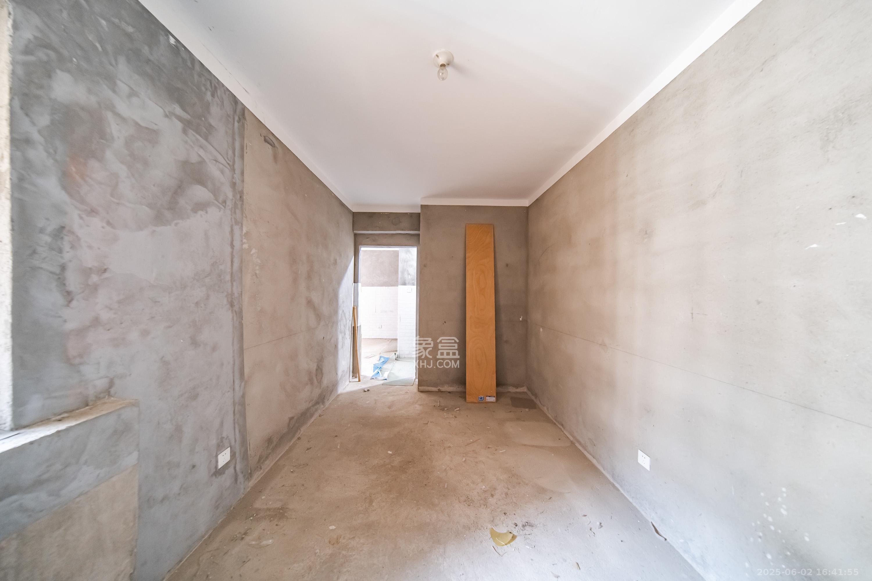 湘熙水郡(观澜海赋家园) 3室1厅1卫 100.0万 湘熙水郡(观澜海赋家园) 3室1厅1卫 100.0万卧室