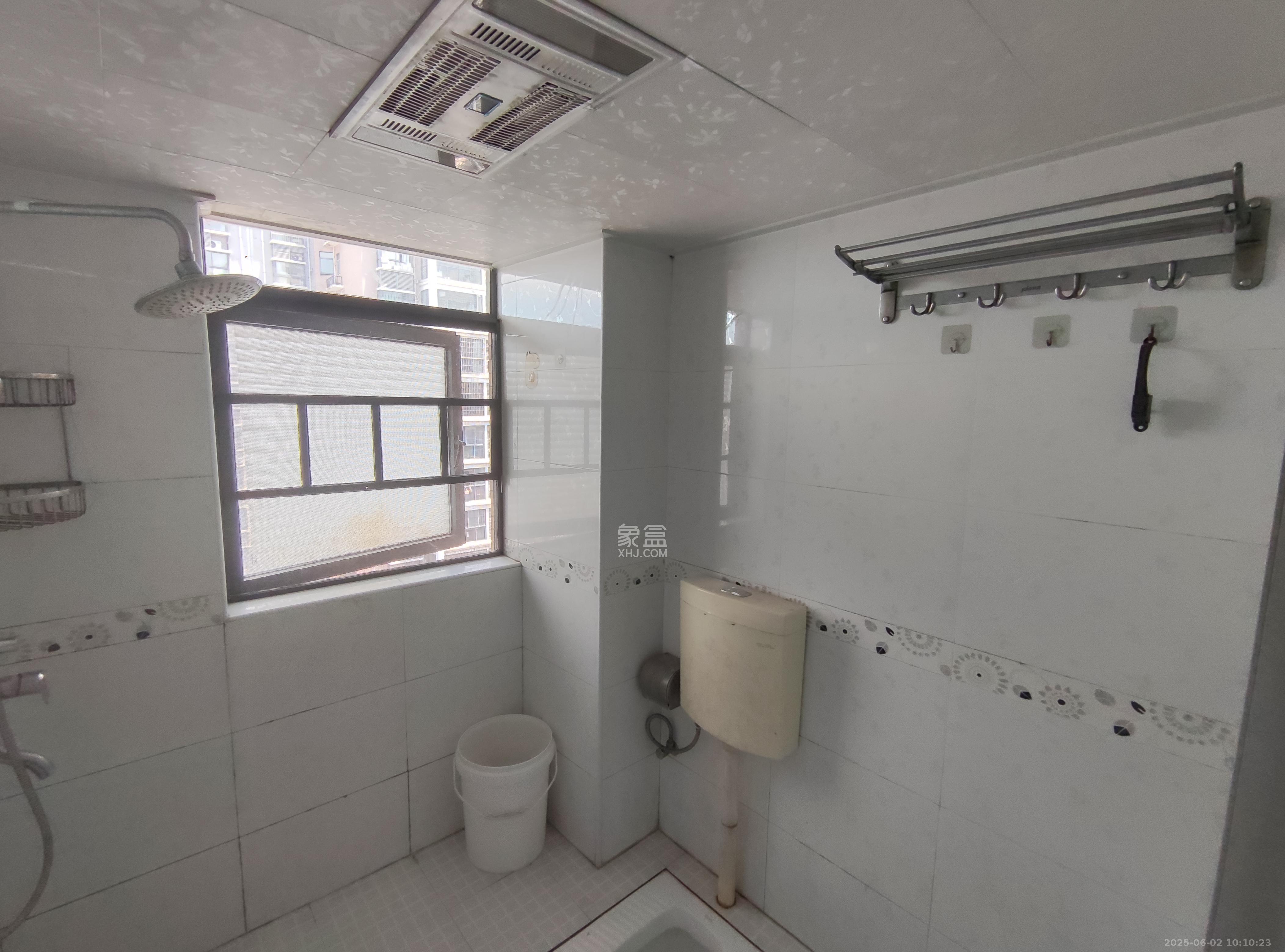 曙光领峰(曙光家园) 3室2厅2卫 3000.0元/月 曙光领峰(曙光家园) 3室2厅2卫 3000.0元/月室内图