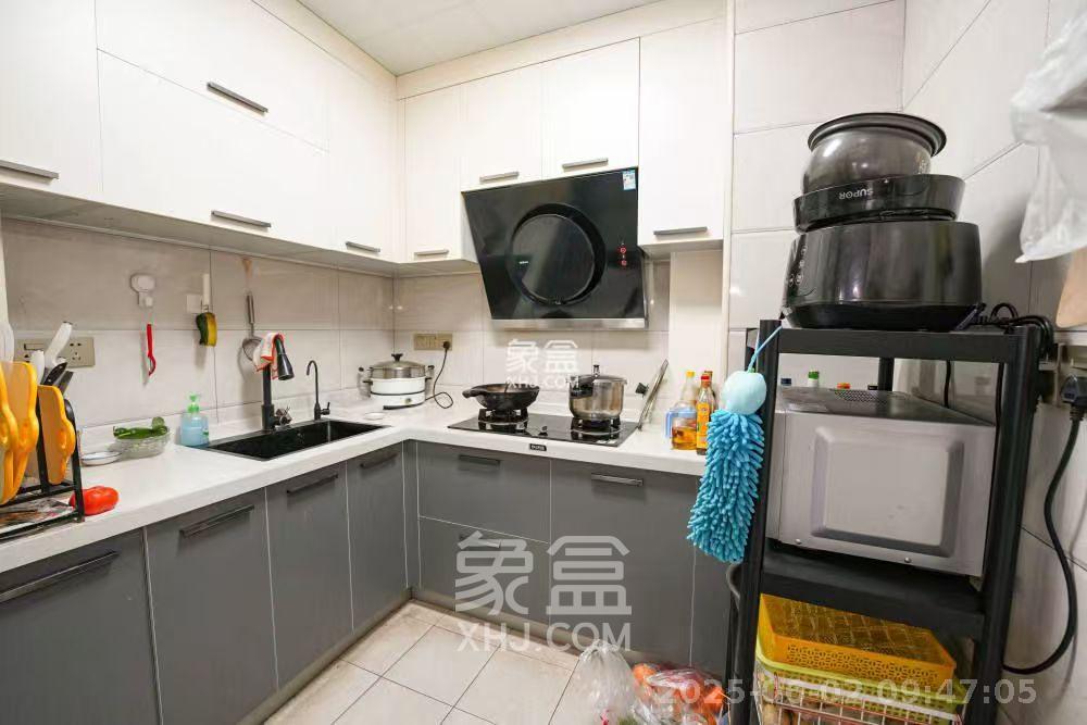 凯富南方鑫城 3室2厅2卫 3000.0元/月 凯富南方鑫城 3室2厅2卫 3000.0元/月室内图