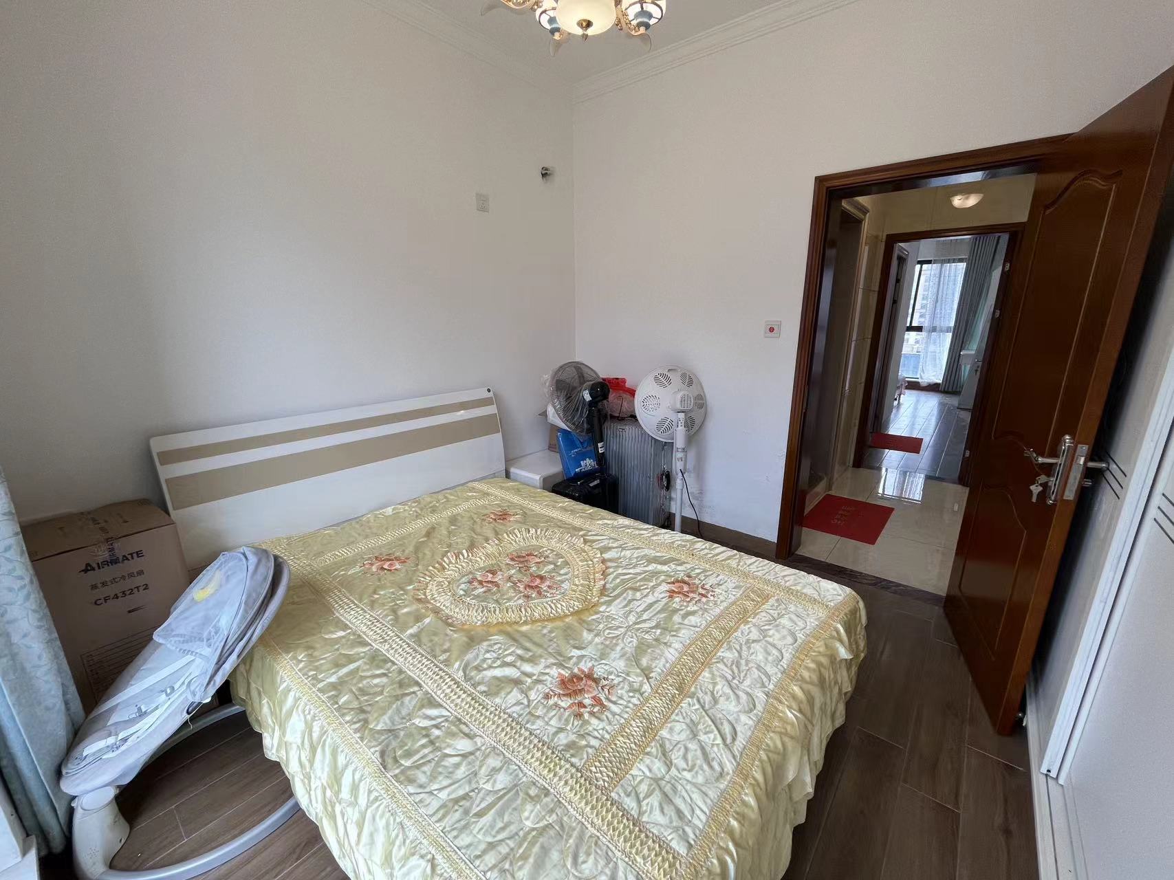 铂金汉宫  3室2厅2卫    81.8万 铂金汉宫  3室2厅2卫    81.8万室内图