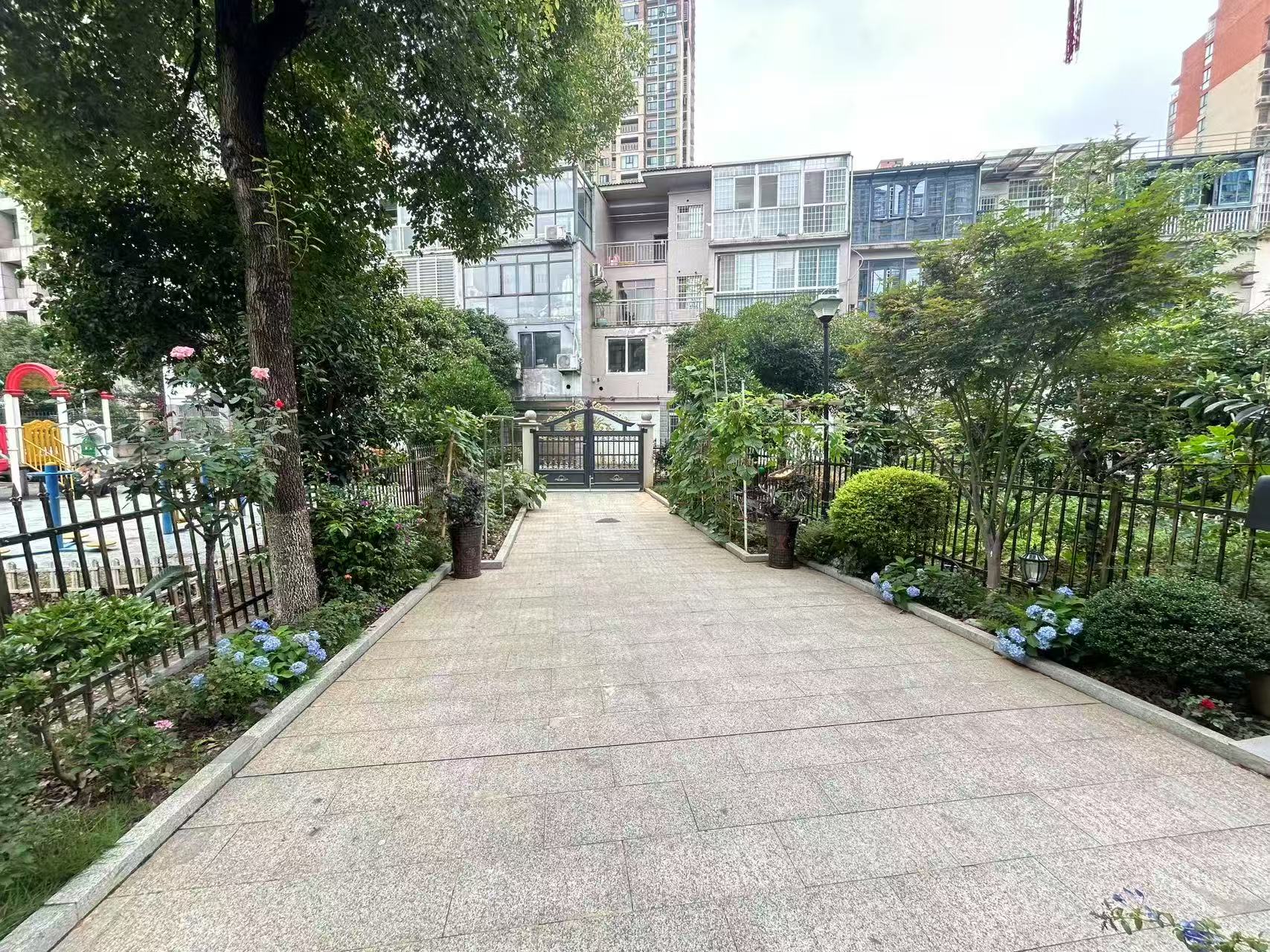 美墅馆魅力城 5室2厅4卫 258.0万 美墅馆魅力城 5室2厅4卫 258.0万户型图