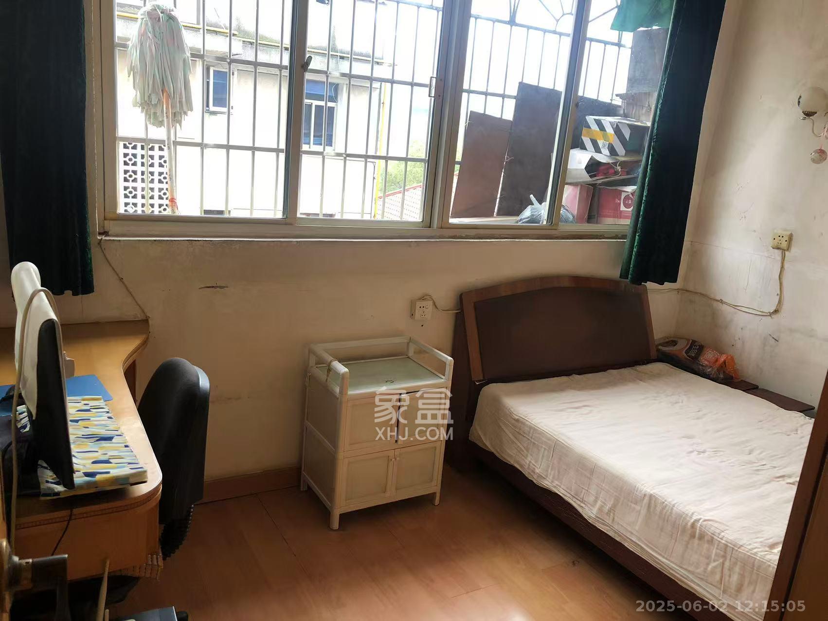 杨家塘  1室0厅0卫   1400.00元/月室内图