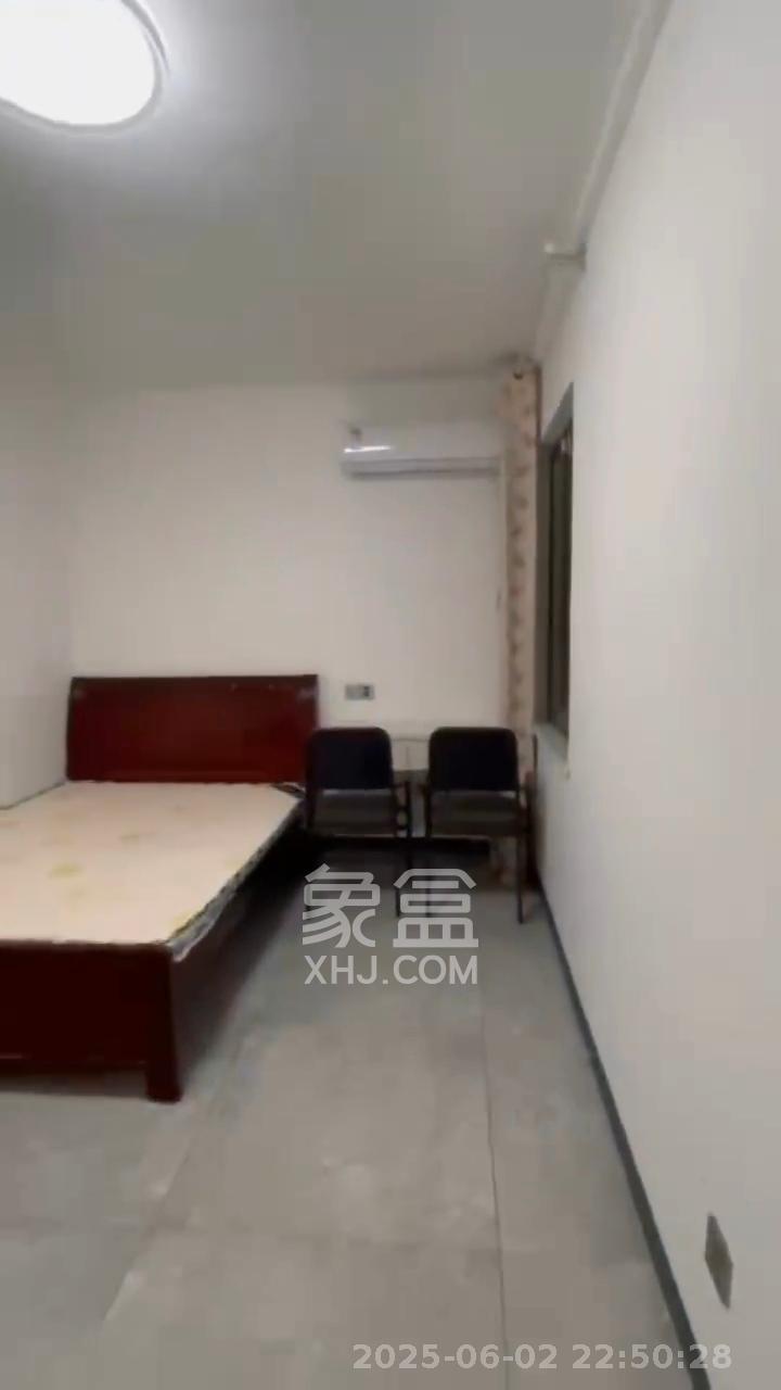 朝正美苑  1室0厅0卫   2300.00元/月室内图