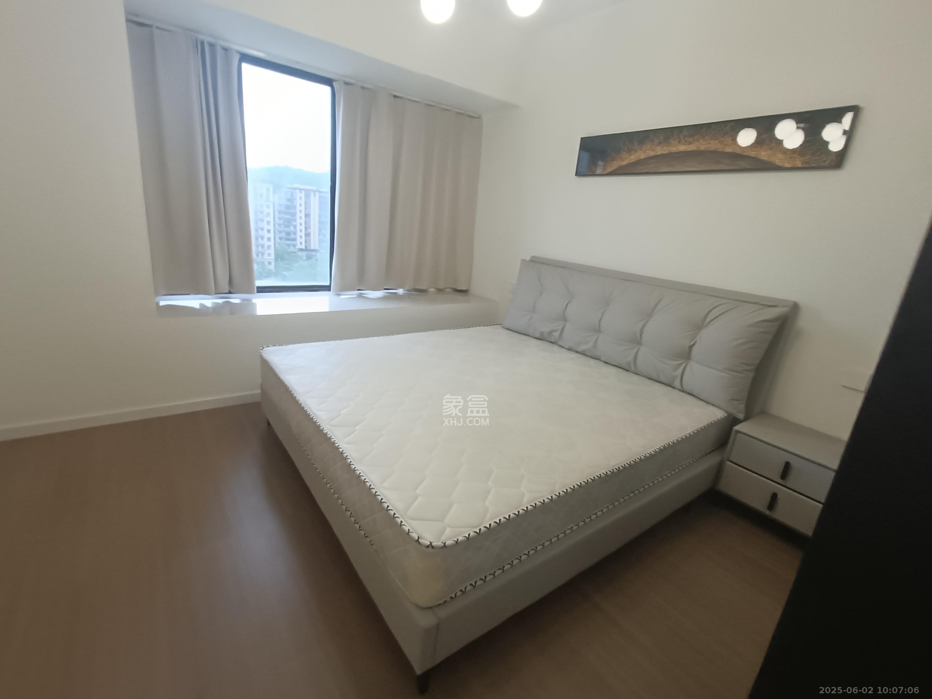 金茂梅溪湖 2室2厅1卫 2300.0元/月 金茂梅溪湖 2室2厅1卫 2300.0元/月室内图