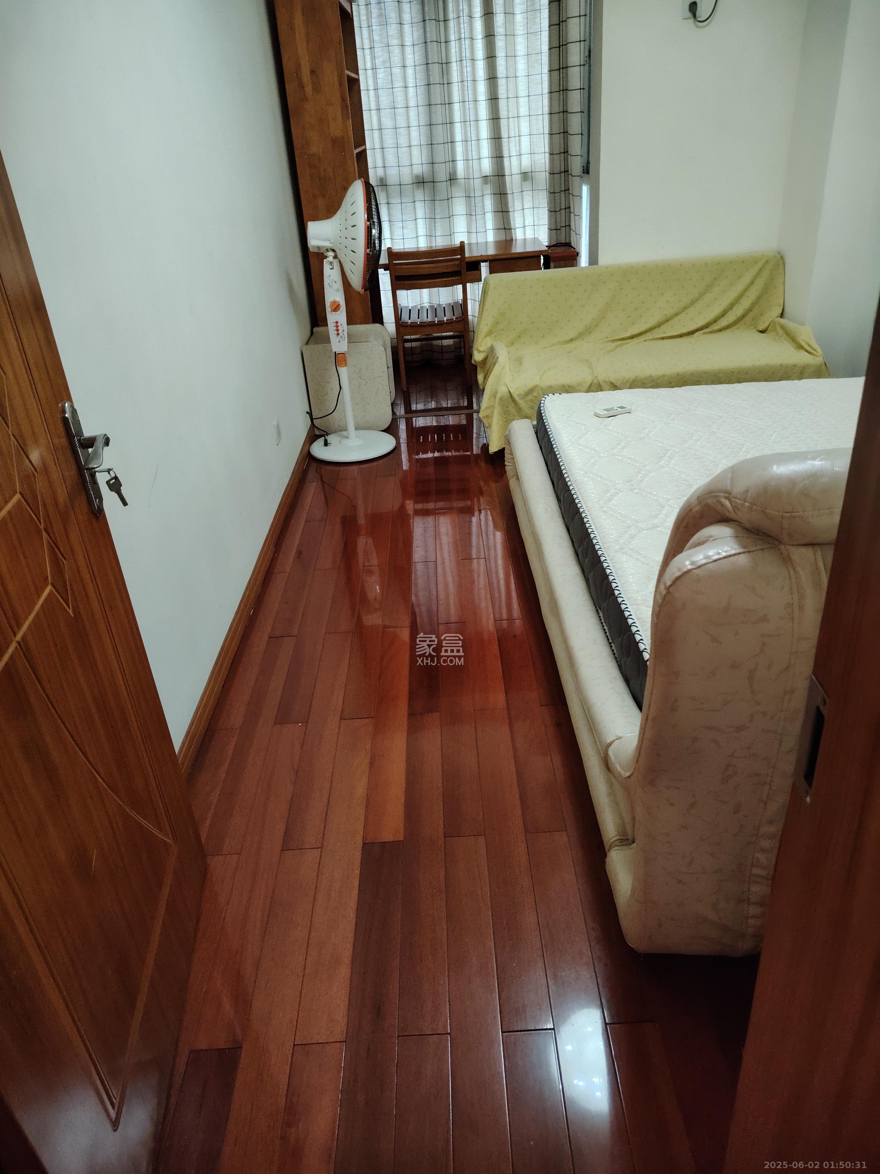 时代先锋  2室2厅1卫   2200.00元/月室内图