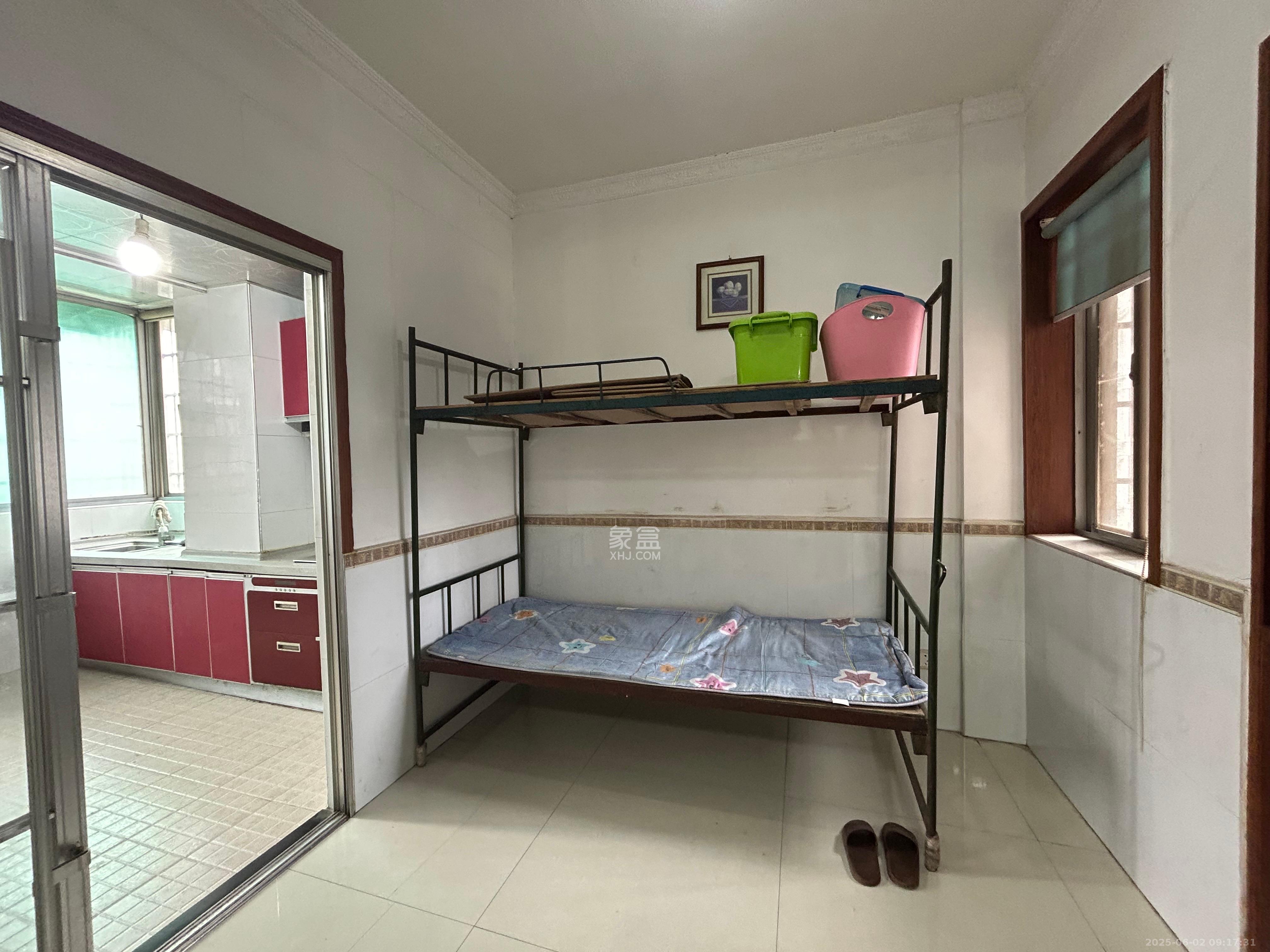 杉木村安置小区 3室1厅2卫 1500.0元/月 杉木村安置小区 3室1厅2卫 1500.0元/月室内图