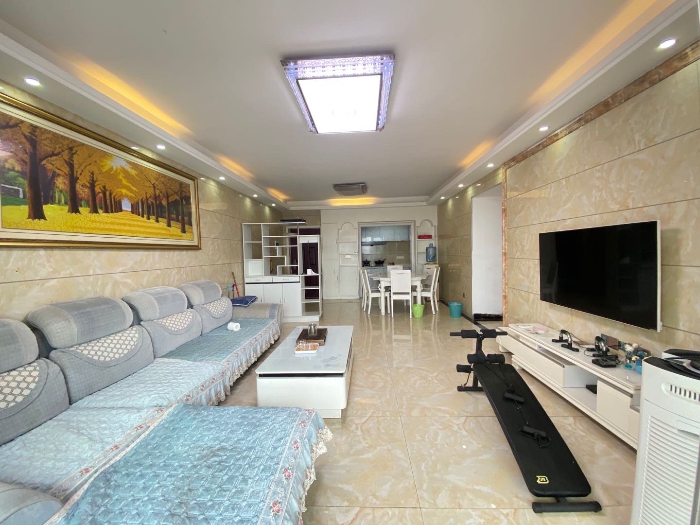 宇元万向城 3室0厅0卫 2500.0元/月 宇元万向城 3室0厅0卫 2500.0元/月室内图