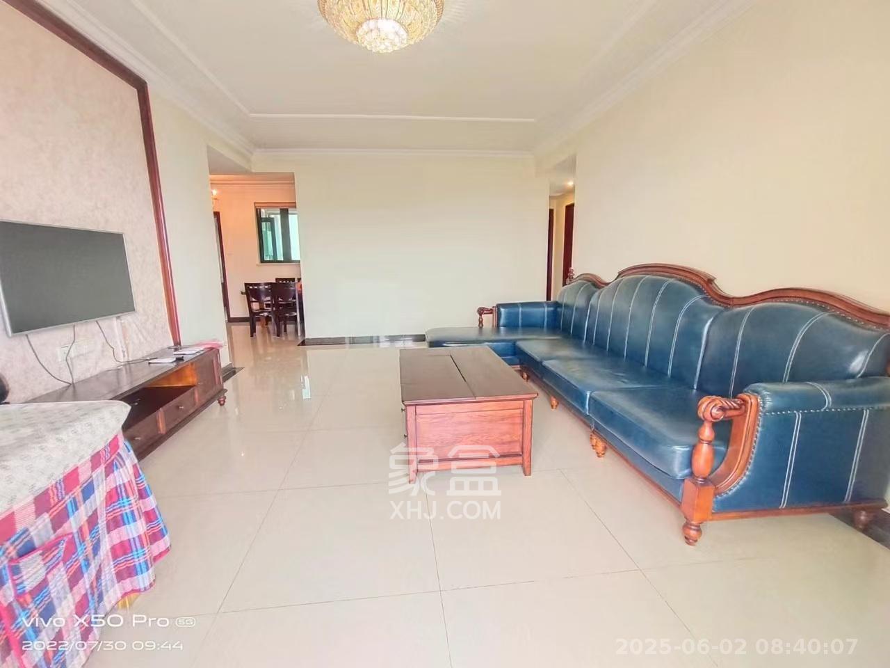 恒大华府  4室2厅2卫    3600.0元/月 恒大华府  4室2厅2卫    3600.0元/月