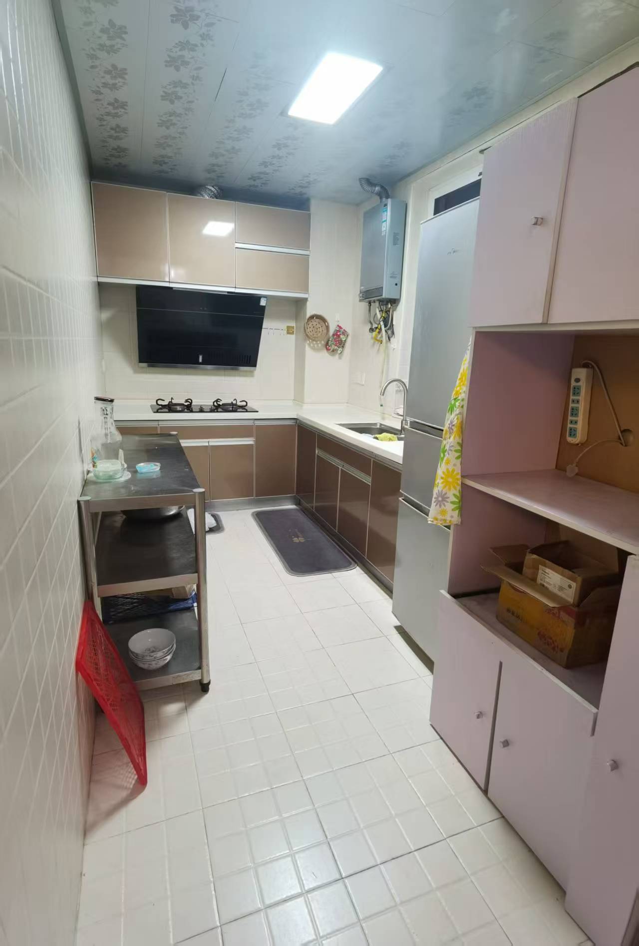 宇元万向城  3室0厅0卫   2300.00元/月室内图