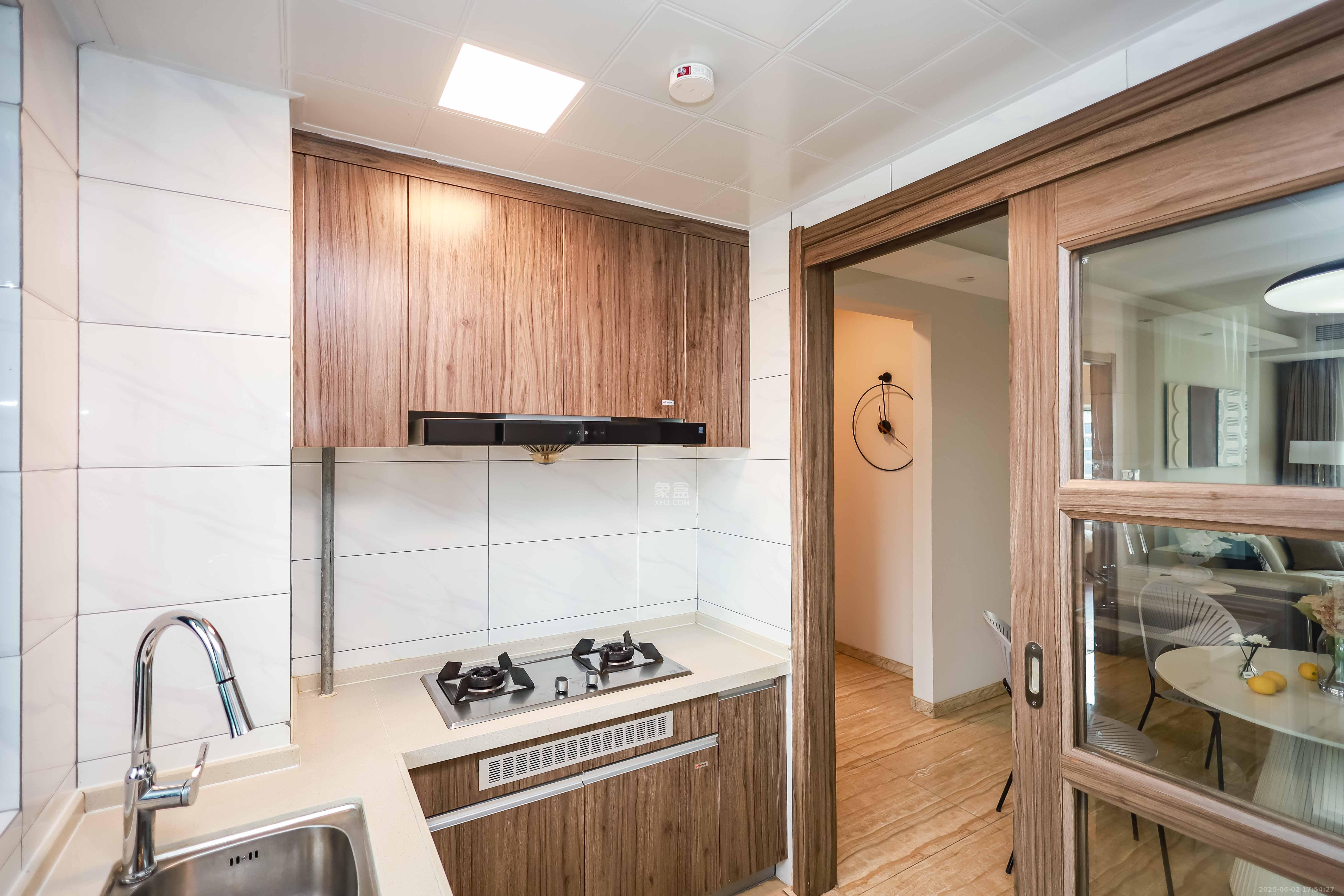 碧桂园荟隽棠  3室2厅2卫    107.0万厨房