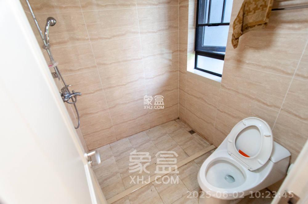 万科里梅溪郡  4室2厅2卫   4000.00元/月室内图