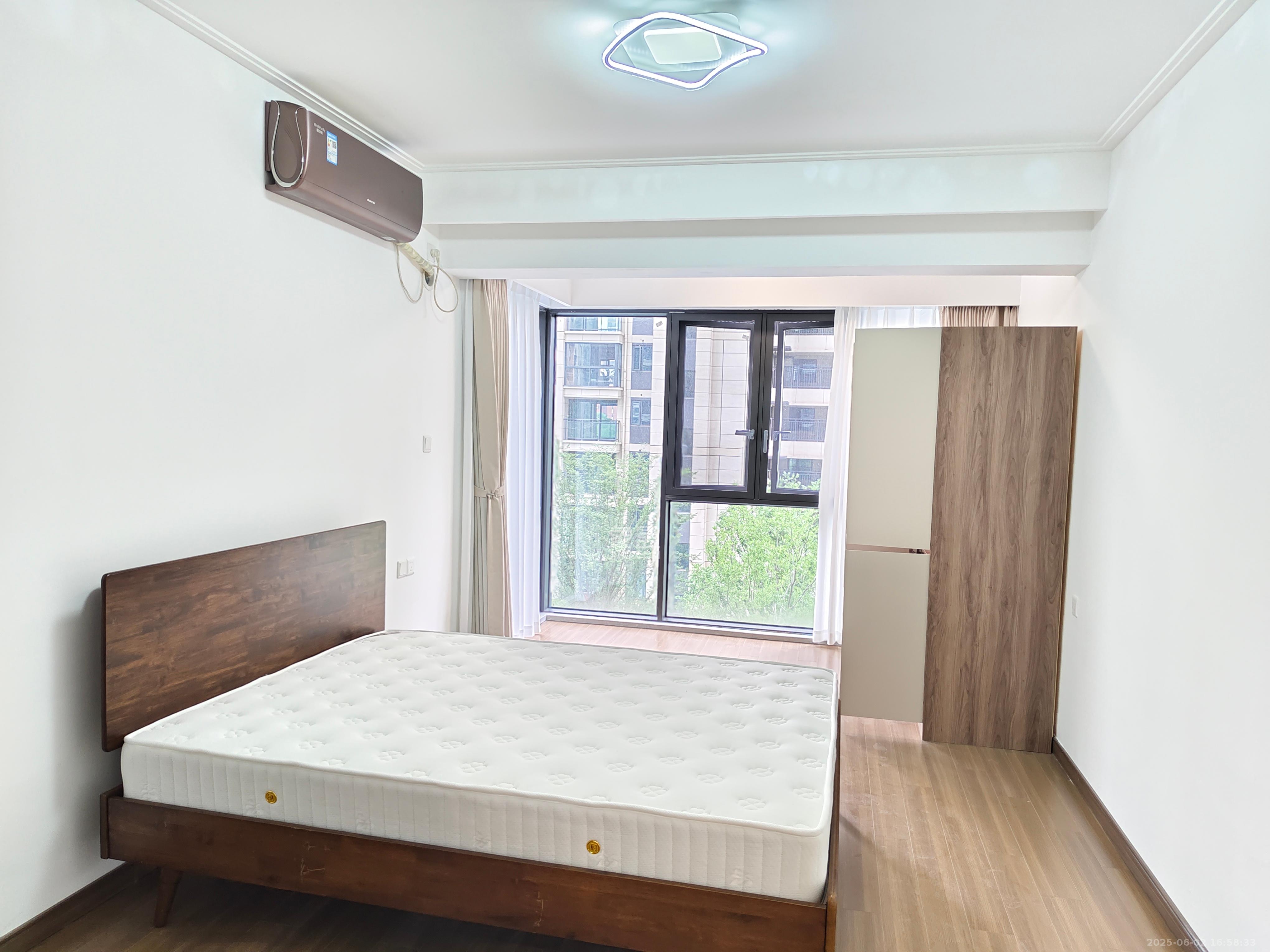 保利天汇  3室2厅2卫   3500.00元/月室内图