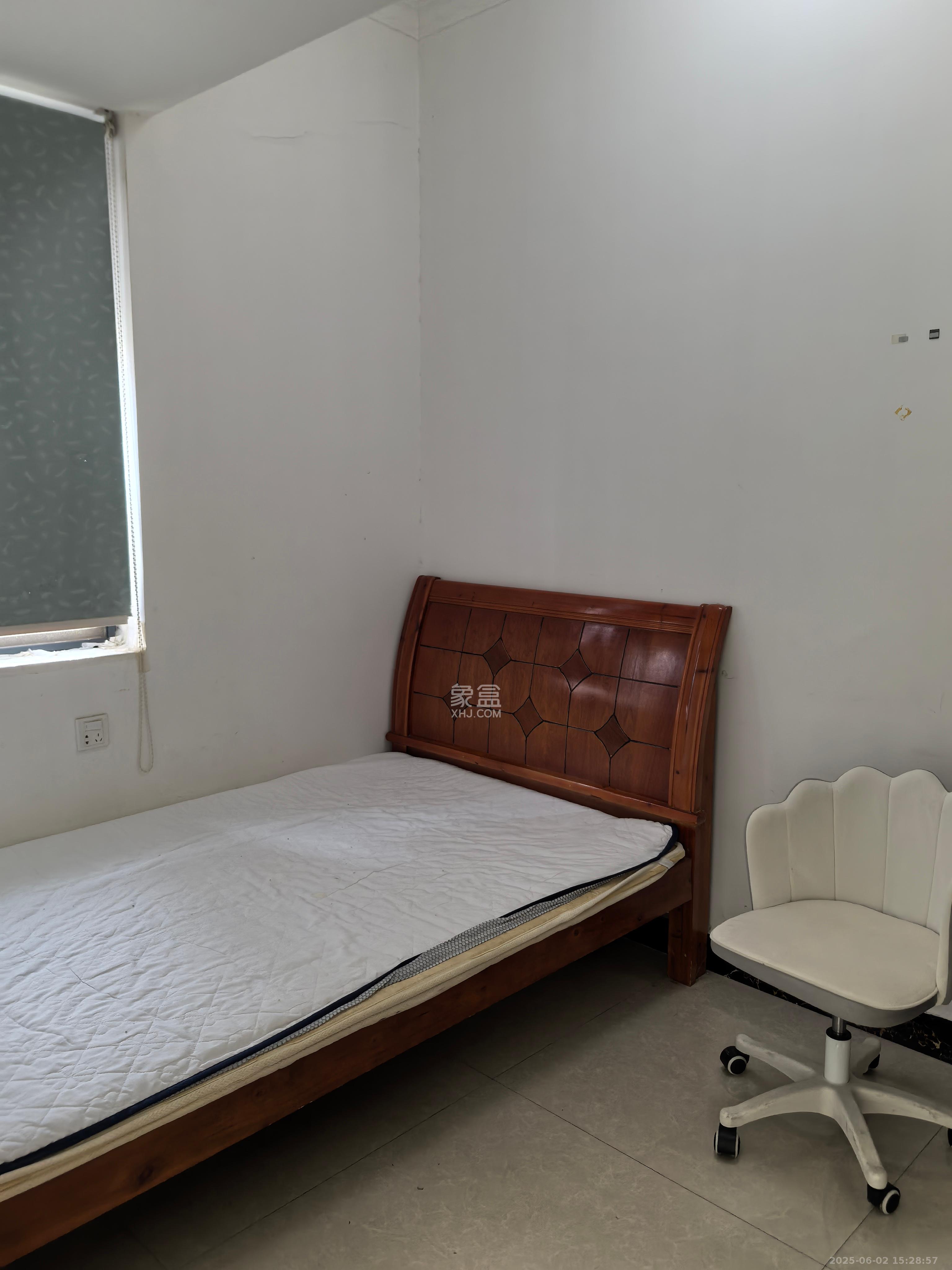 中欣楚天雅郡  2室1厅1卫    1500.0元/月 中欣楚天雅郡  2室1厅1卫    1500.0元/月室内图