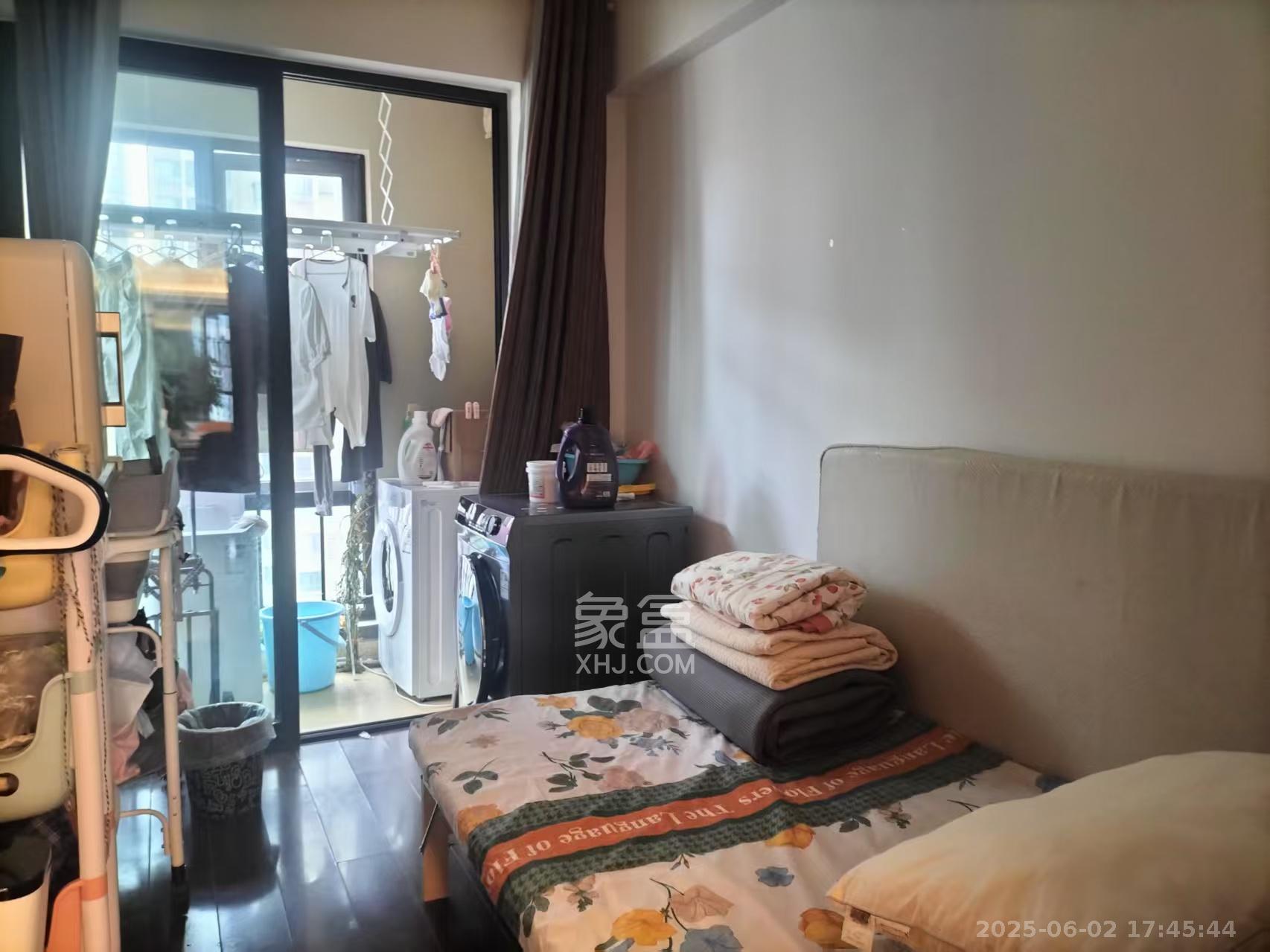 万科里梅溪郡  4室2厅2卫    4500.0元/月室内图
