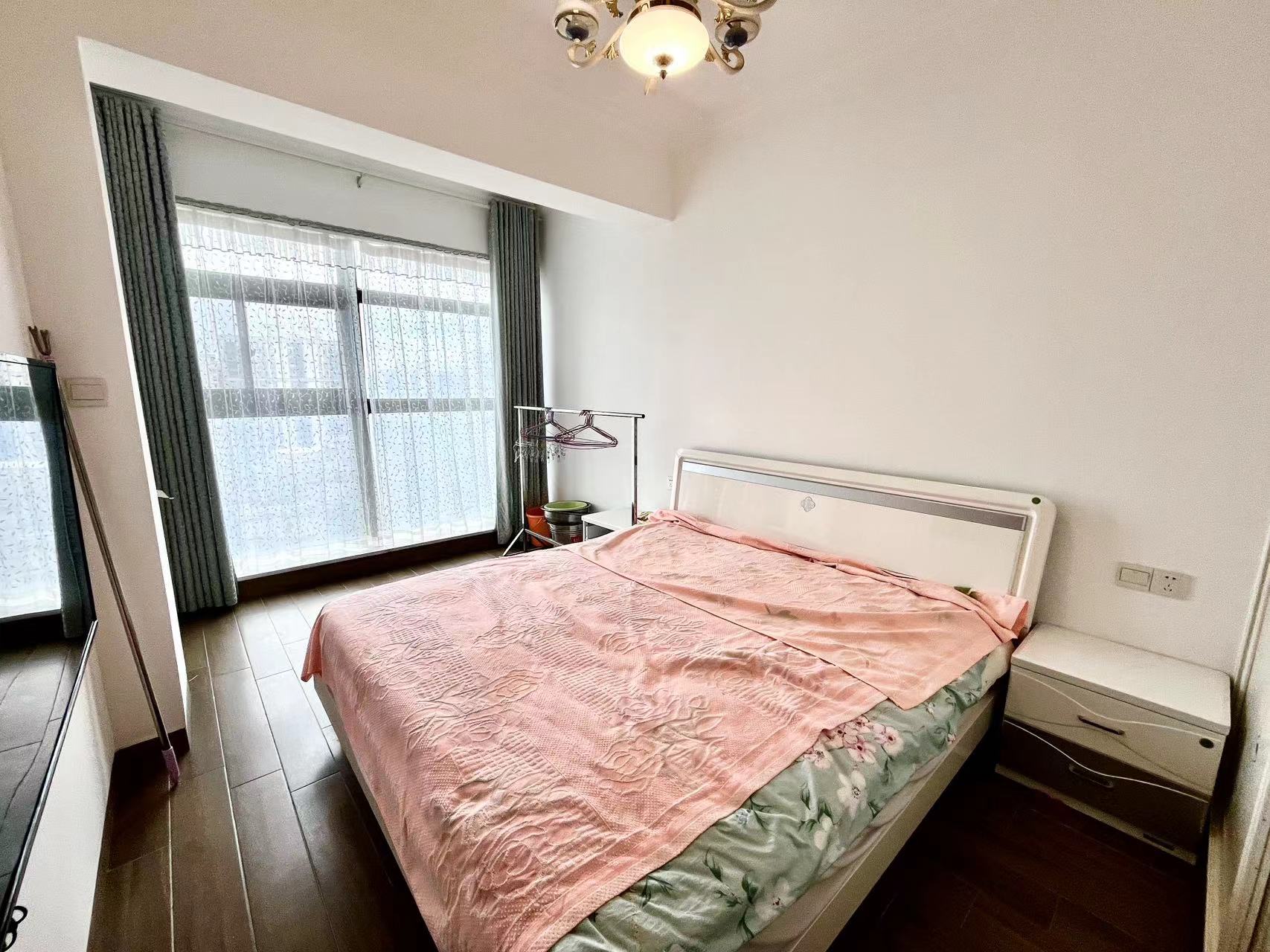 铂金汉宫  3室2厅2卫    81.8万 铂金汉宫  3室2厅2卫    81.8万室内图