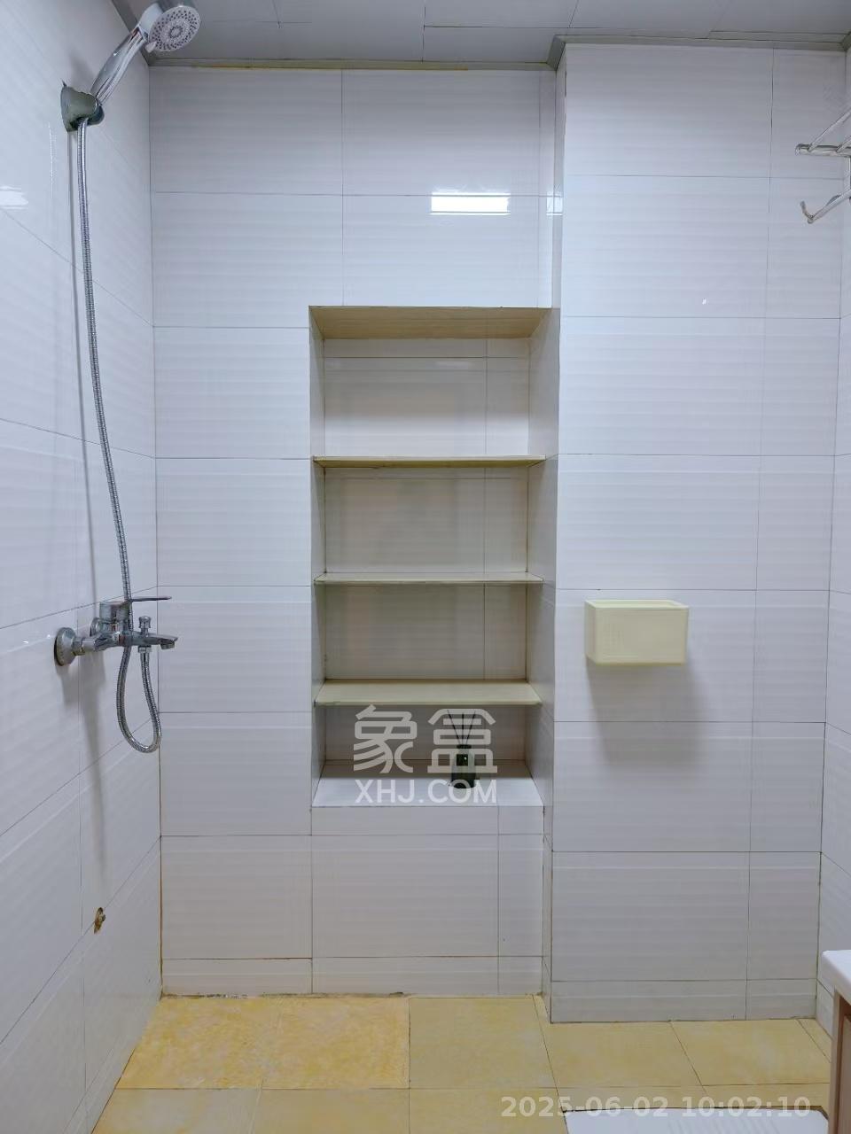 帝景国际  1室0厅1卫    1200.0元/月 帝景国际  1室0厅1卫    1200.0元/月室内图