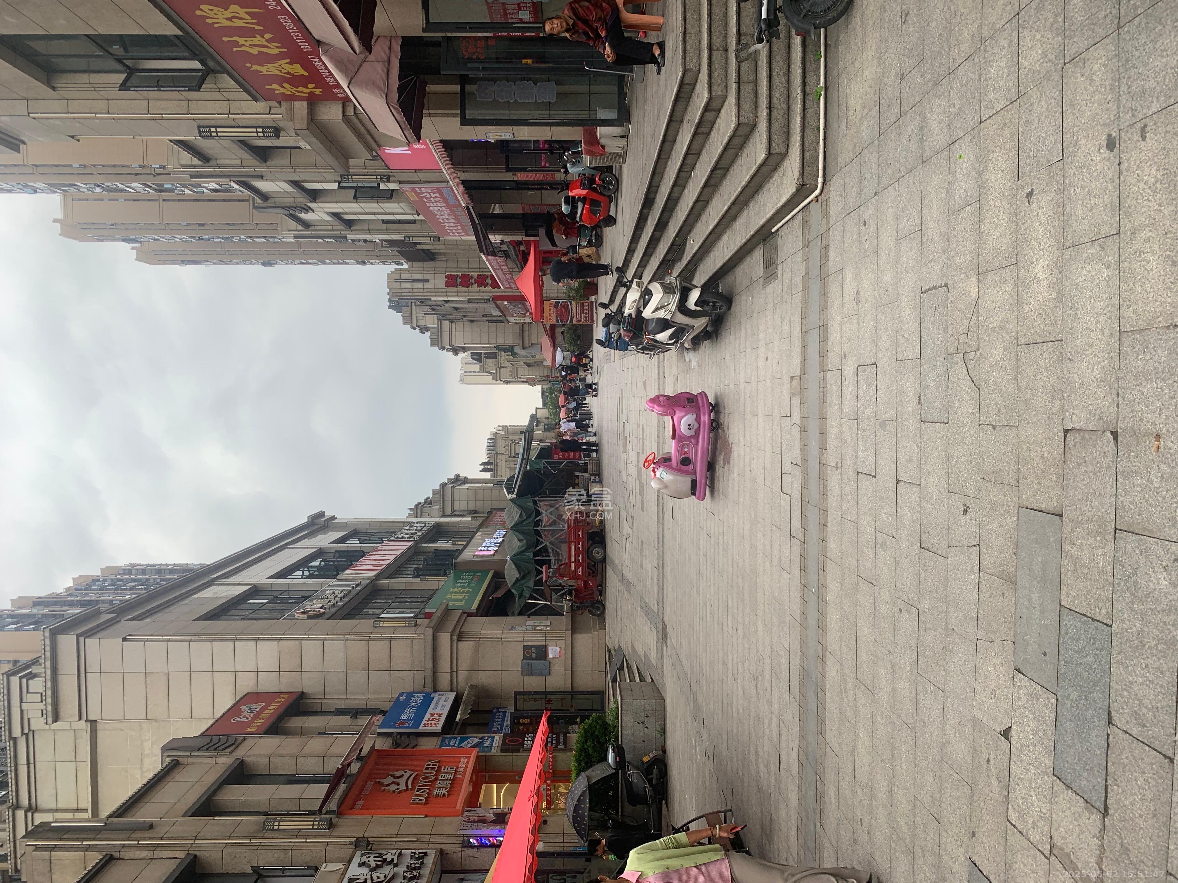 荣盛花语城   127.0㎡      6500.0元/月室内图