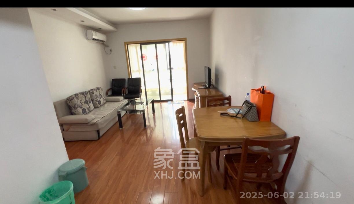 上海城小区 2室2厅1卫 2200.0元/月 上海城小区 2室2厅1卫 2200.0元/月室内图