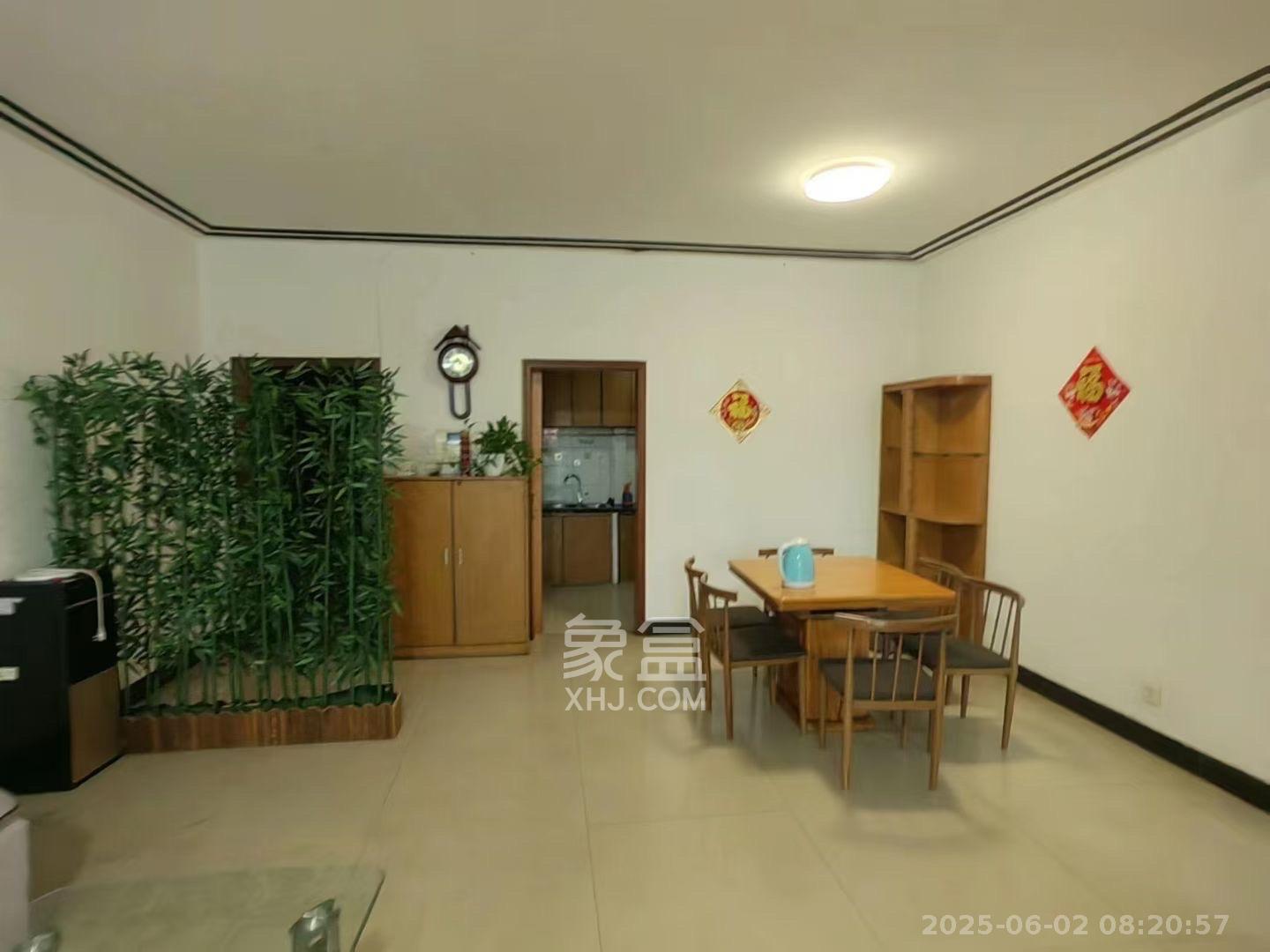 颐美园 3室2厅1卫 2800.0元/月 颐美园 3室2厅1卫 2800.0元/月室内图