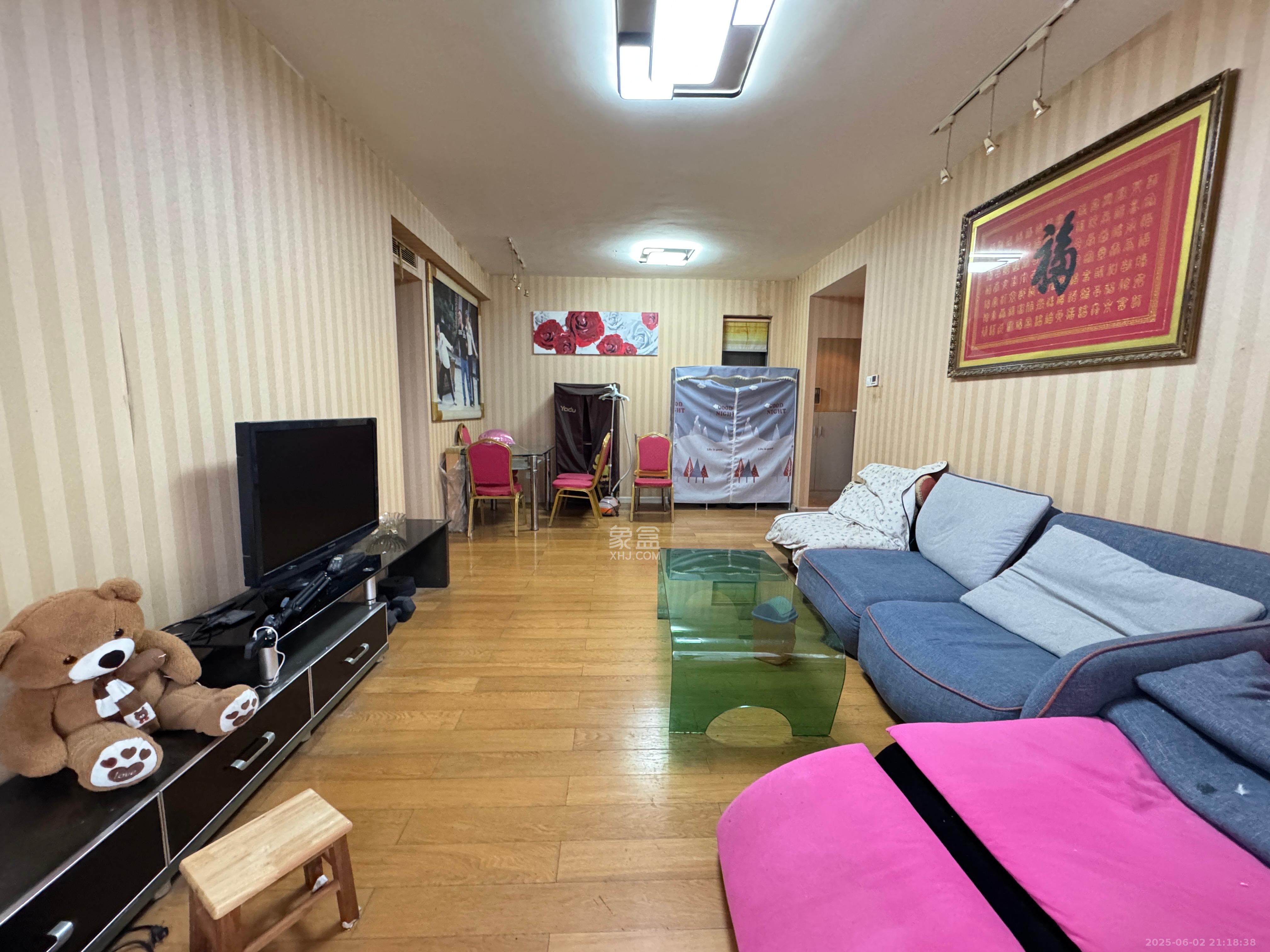 盛世美居荷园  3室1厅2卫    3000.0元/月室内图