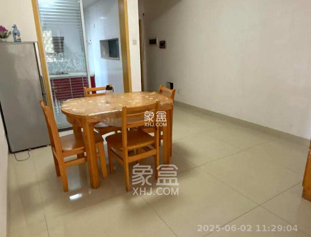 幸福郡音乐花园 2室2厅1卫 1550.0元/月 幸福郡音乐花园 2室2厅1卫 1550.0元/月室内图