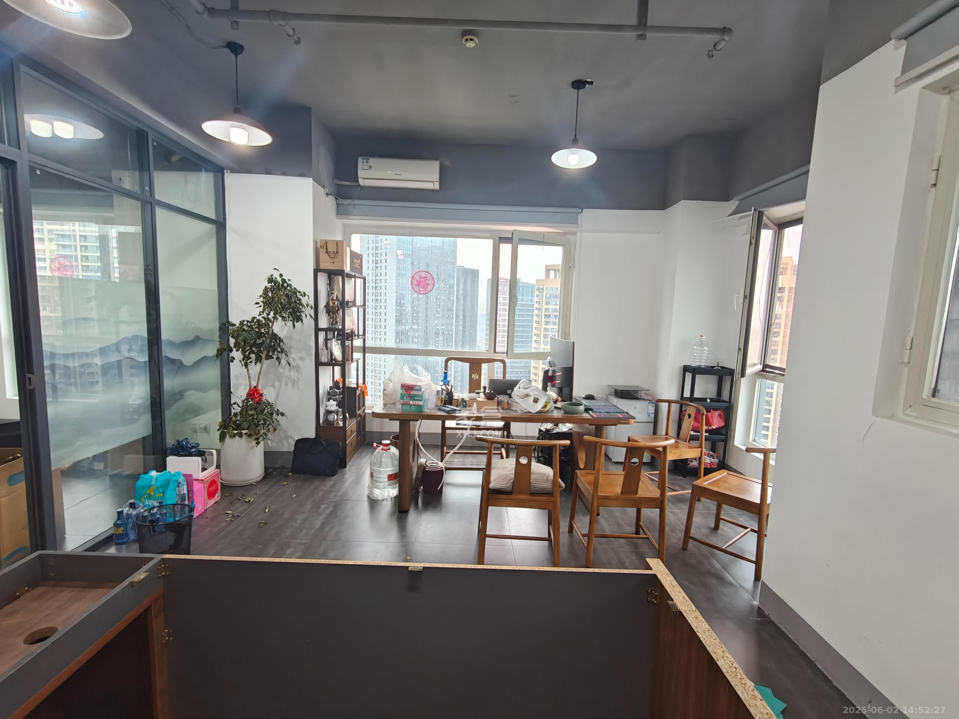 北辰三角洲B1E1区  1室1厅1卫    5500.0元/月