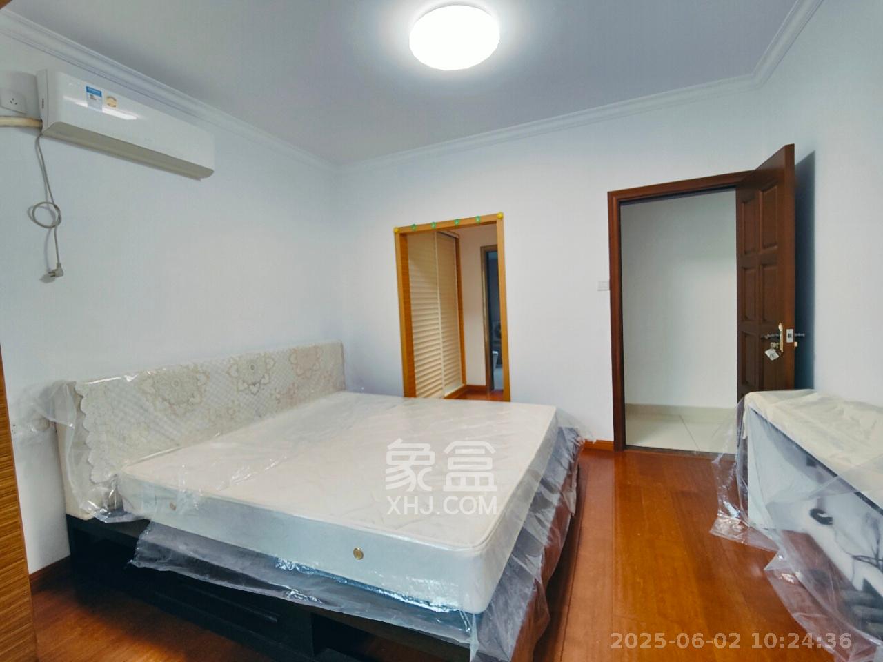 中建芙蓉嘉苑  3室2厅2卫   2600.00元/月室内图