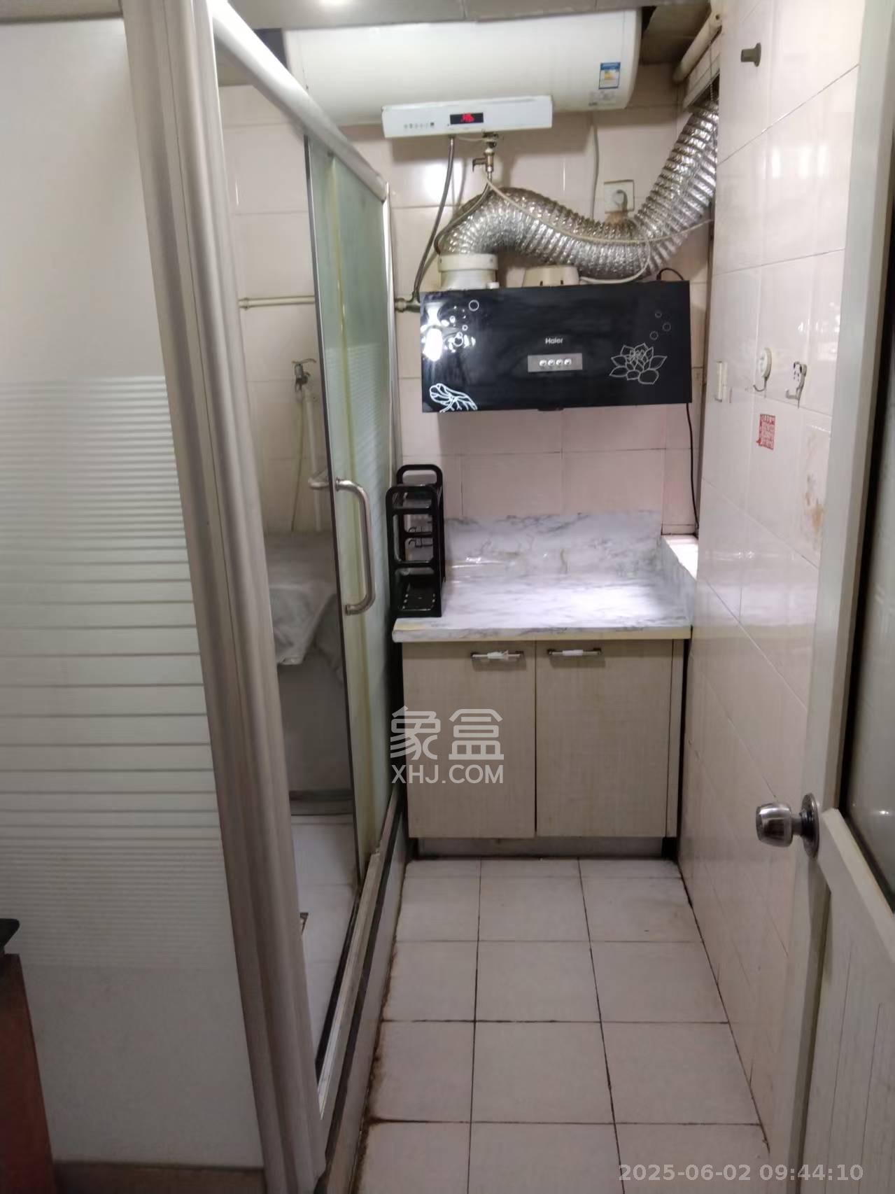 白沙家园（白沙欣苑）  1室2厅2卫   1300.00元/月室内图