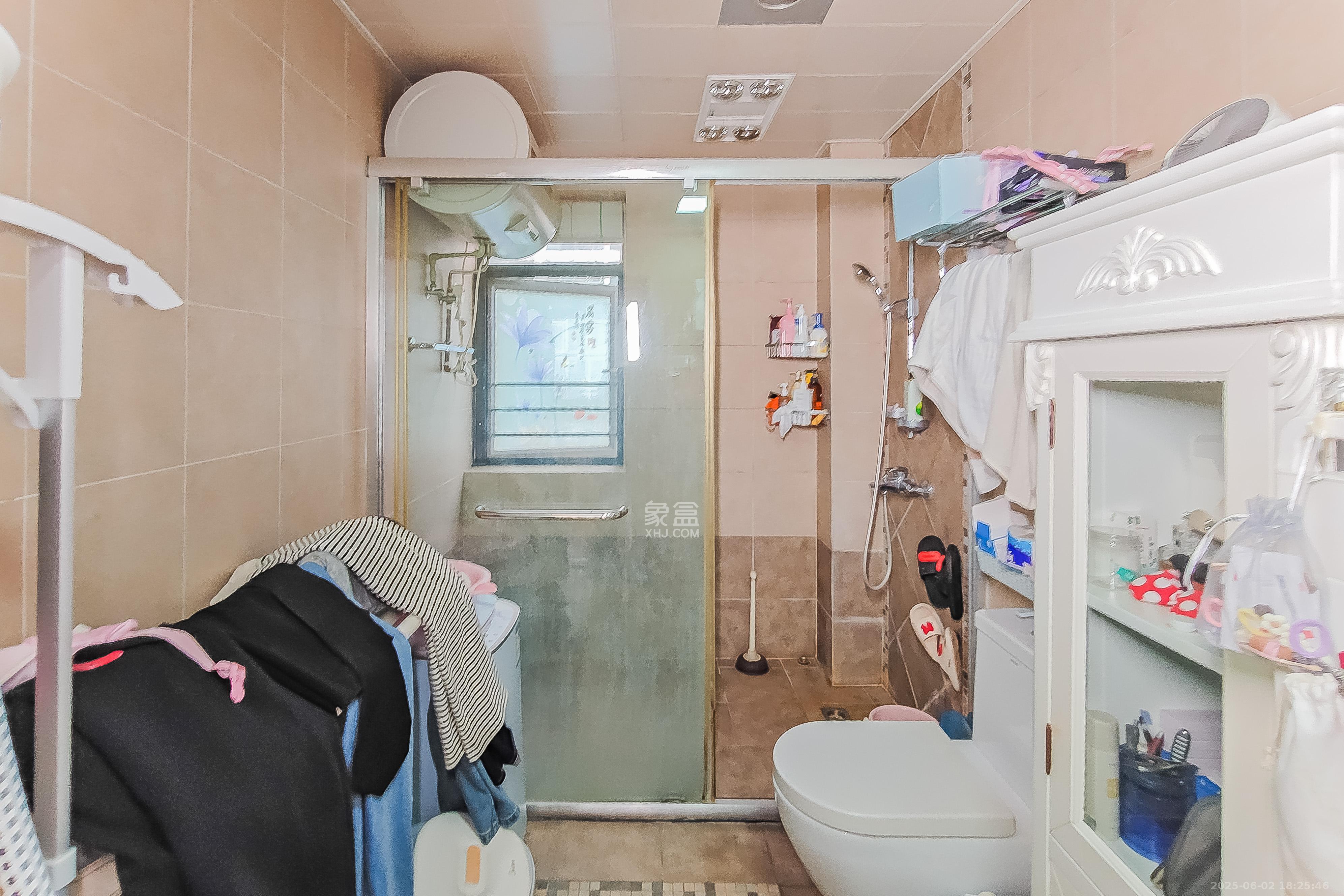 格蓝康都  3室2厅2卫    98.8万 格蓝康都  3室2厅2卫    98.8万卫生间