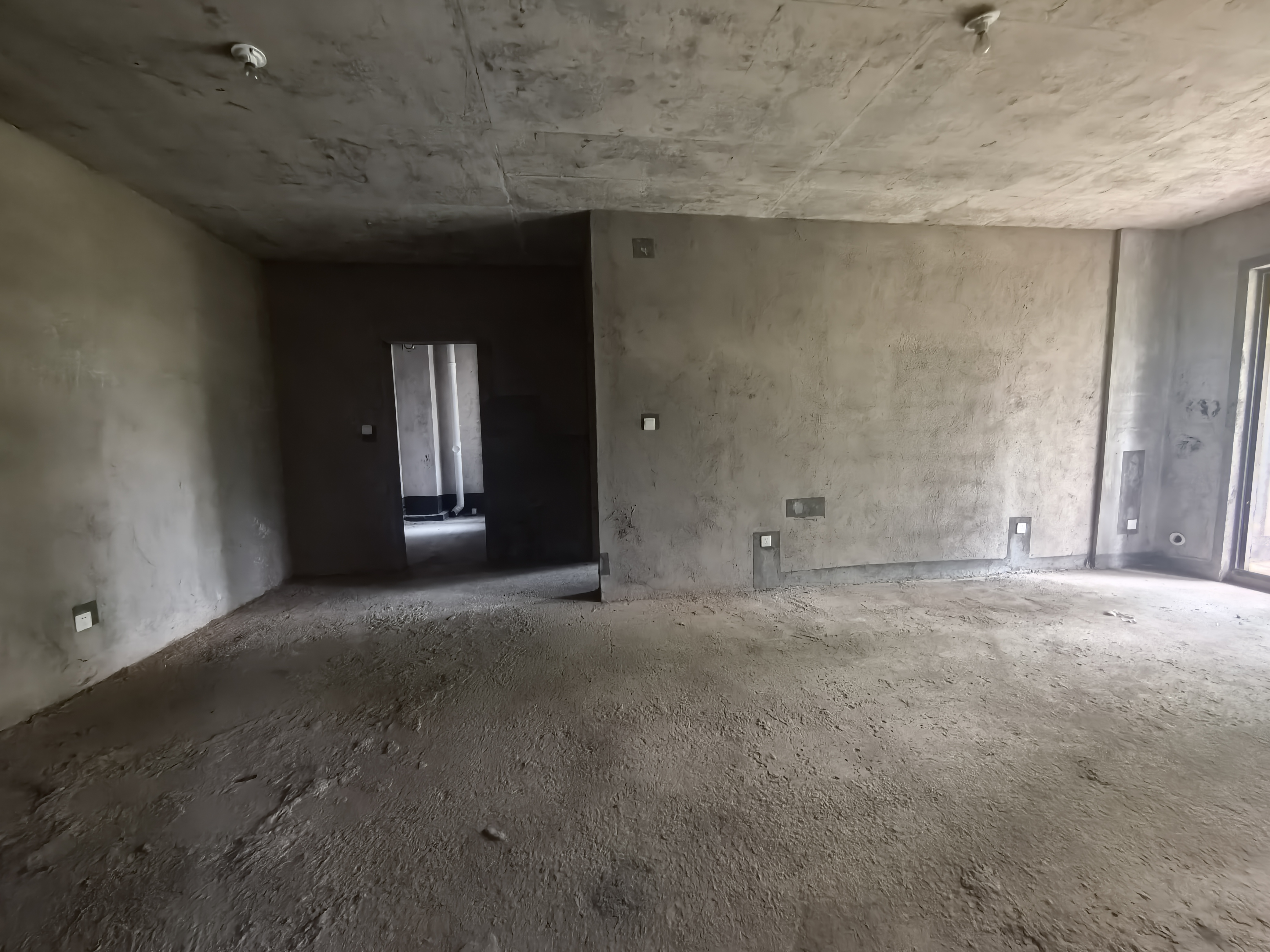 中建凤栖台  3室2厅2卫    45.8万