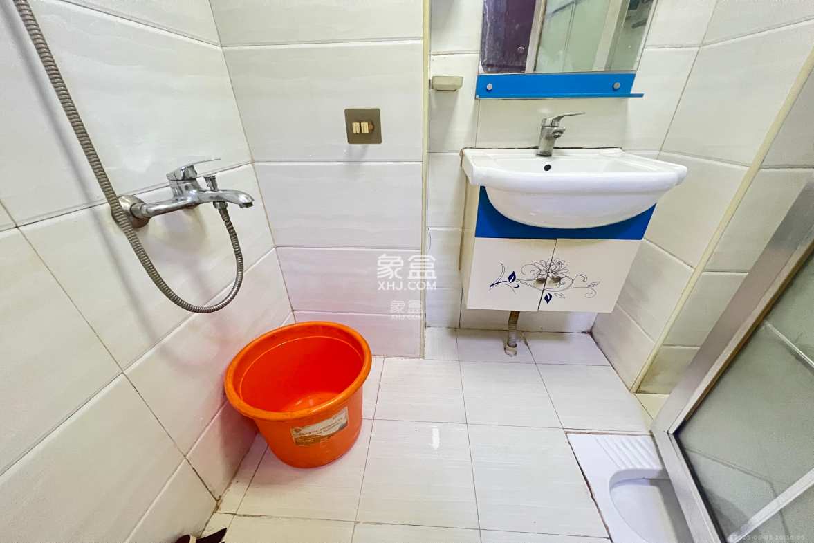 保利麓谷林语I区 1室1厅1卫 1100.0元/月 保利麓谷林语I区 1室1厅1卫 1100.0元/月室内图