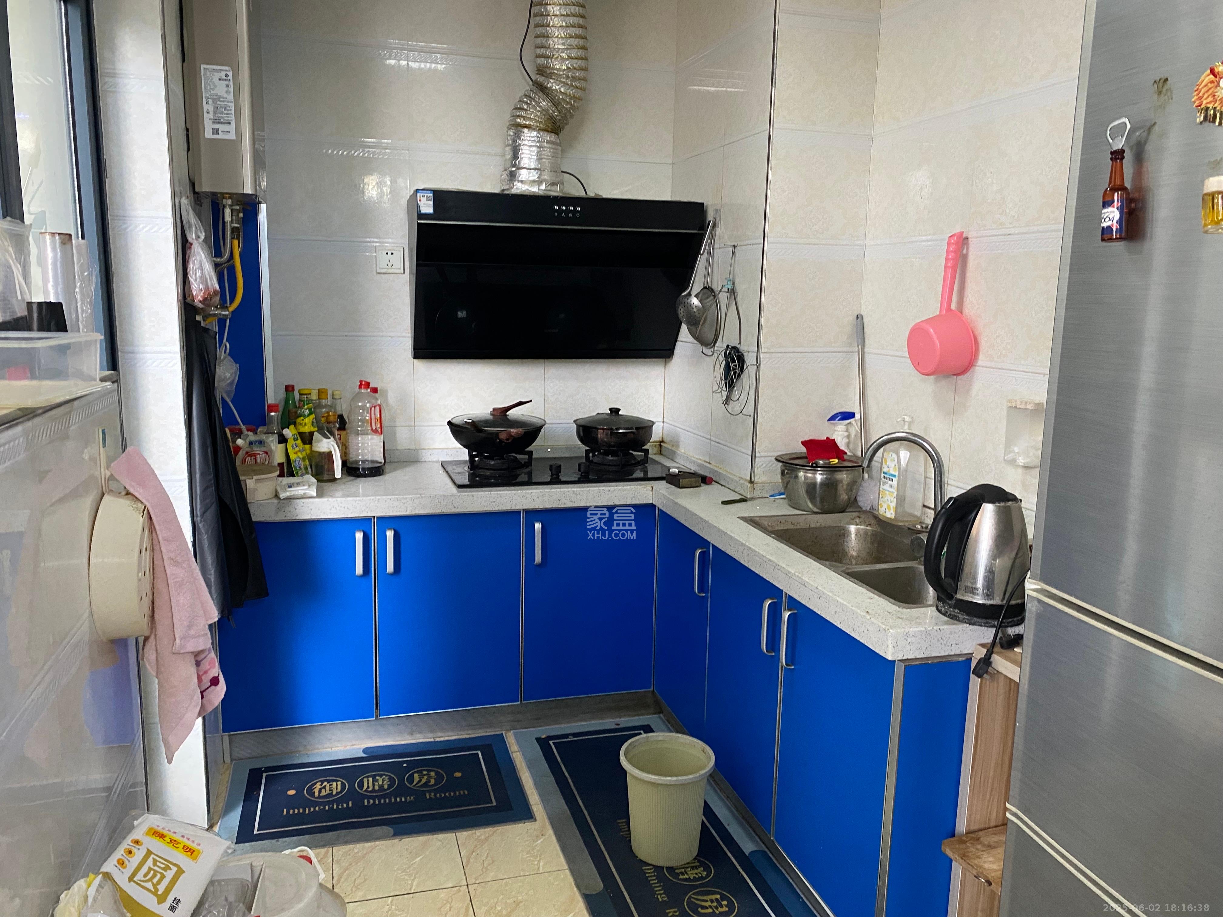 万芙锦城 2室2厅1卫 2100.0元/月 万芙锦城 2室2厅1卫 2100.0元/月室内图