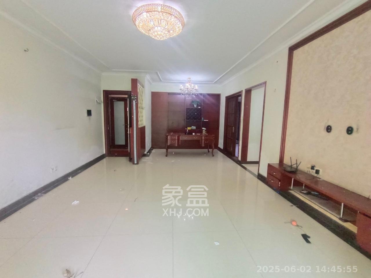 恒大城 4室2厅2卫 3000.0元/月 恒大城 4室2厅2卫 3000.0元/月室内图