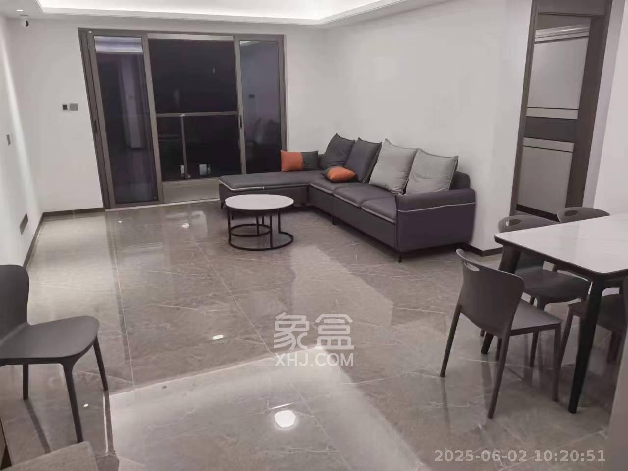 长沙溪山悦  4室2厅2卫   2700.00元/月室内图1