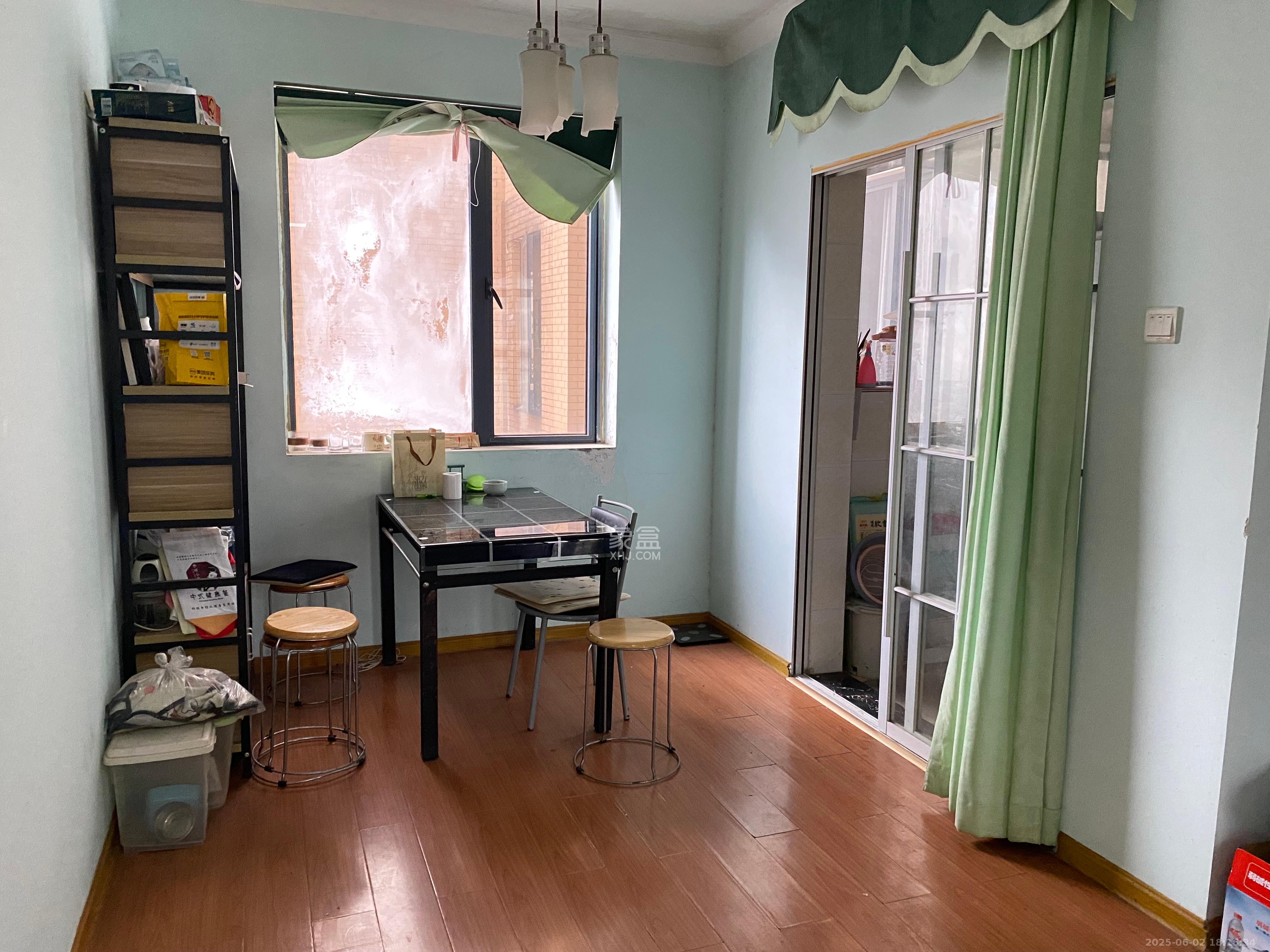 万芙锦城 2室2厅1卫 2100.0元/月 万芙锦城 2室2厅1卫 2100.0元/月室内图