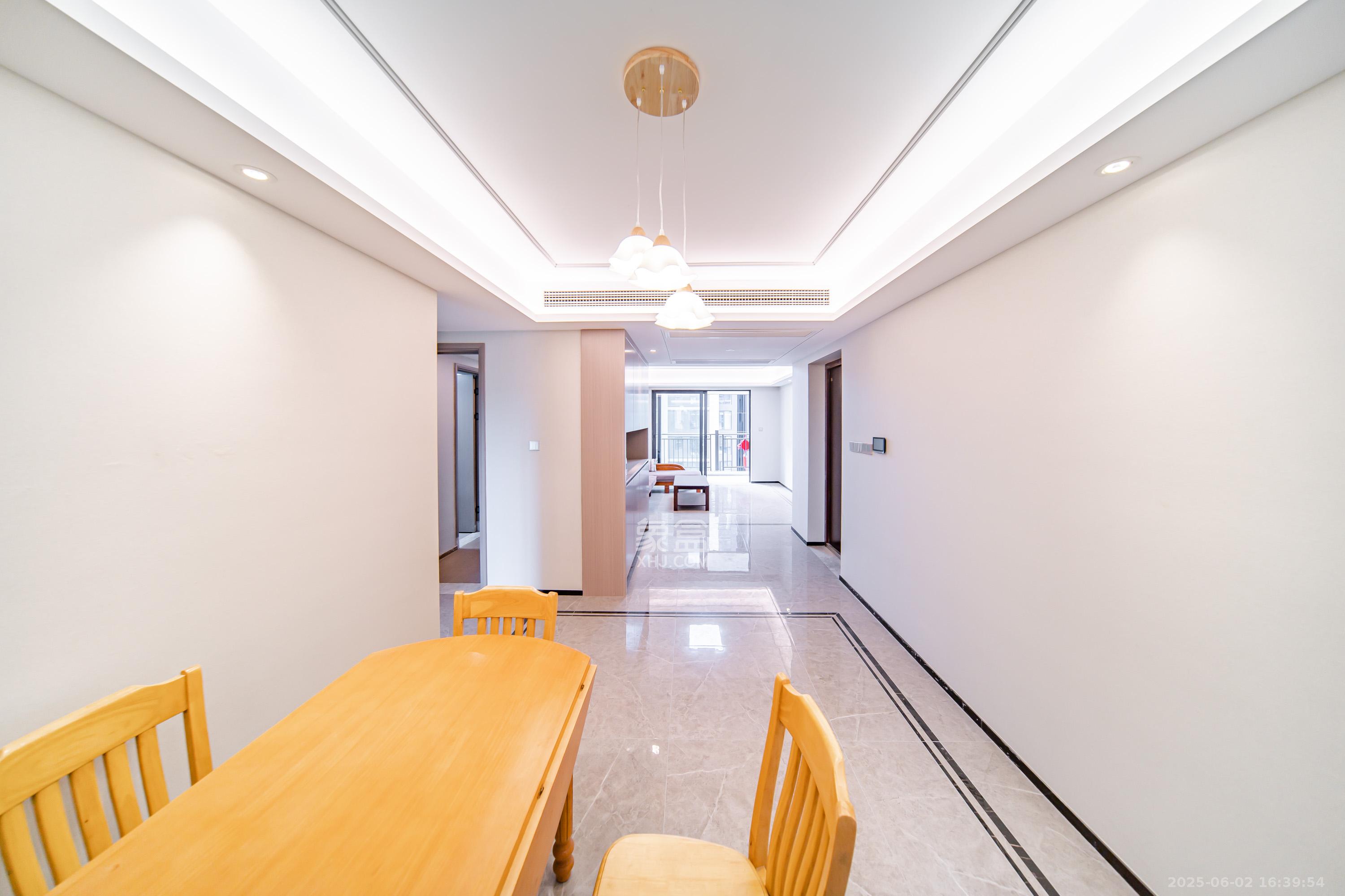 建发电建江山悦  4室2厅2卫   168.00万其他