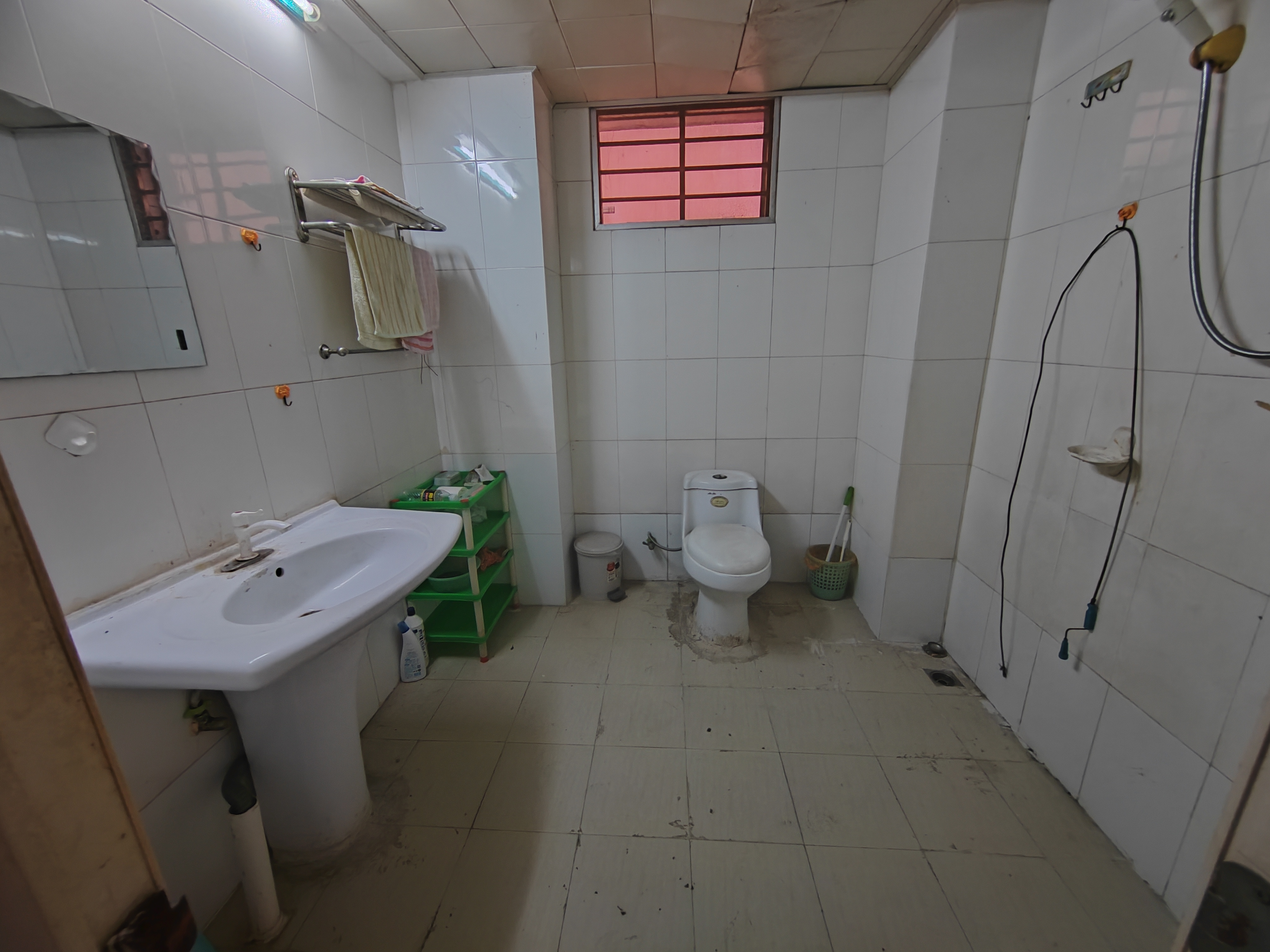 国托公寓 2室2厅1卫 1800.0元/月 国托公寓 2室2厅1卫 1800.0元/月室内图