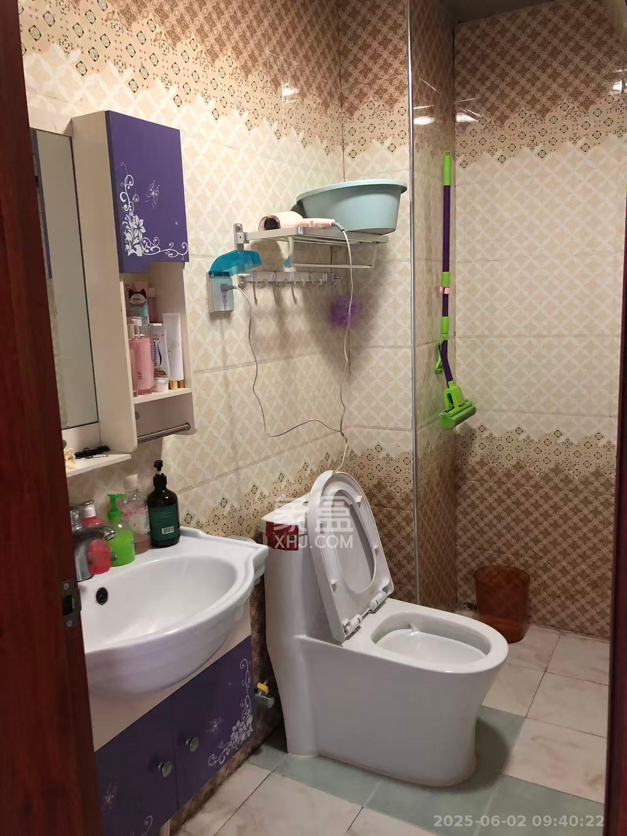 恒丰天湘华庭  1室1厅1卫    1800.0元/月室内图