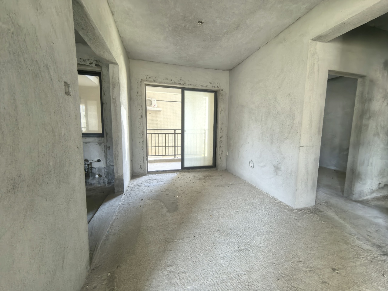 五源河公寓B区 3室2厅2卫 169.0万 五源河公寓B区 3室2厅2卫 169.0万室内图