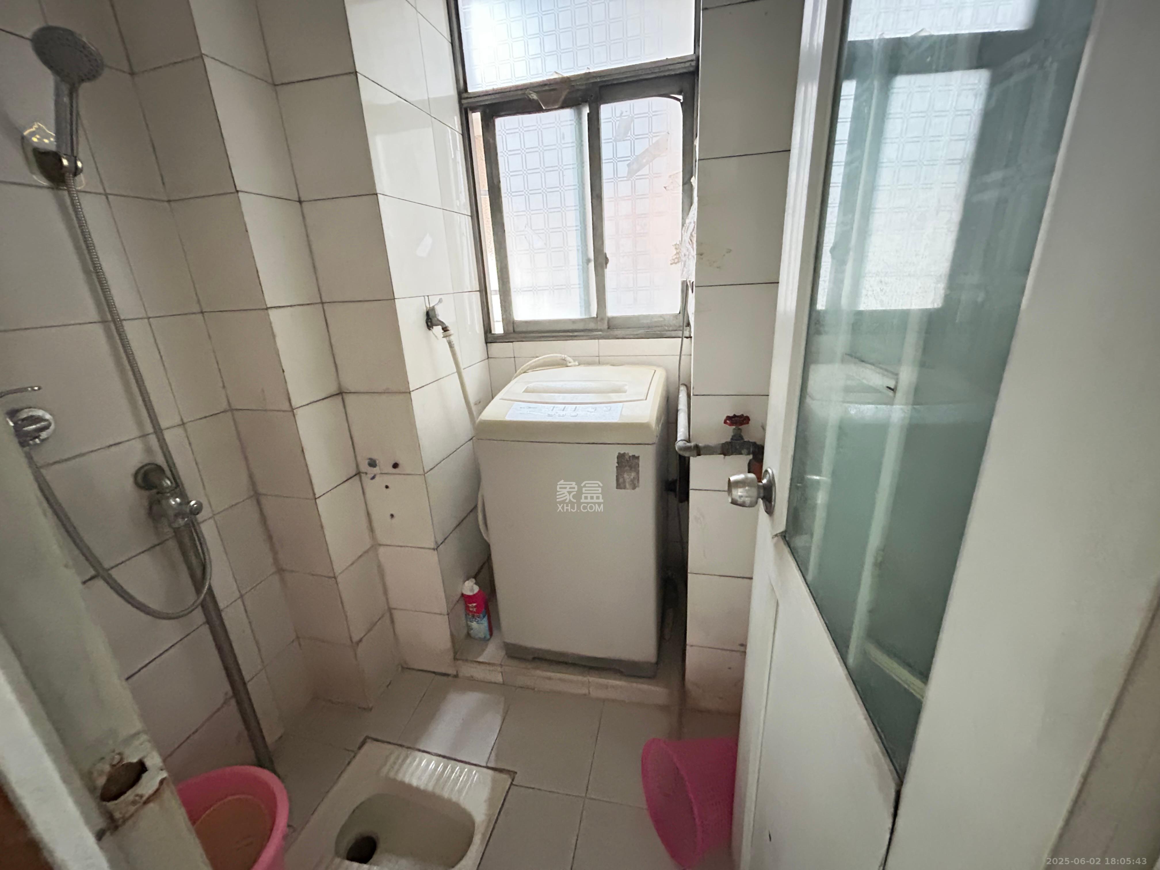 老鸦冲社区  1室1厅1卫   1200.00元/月室内图