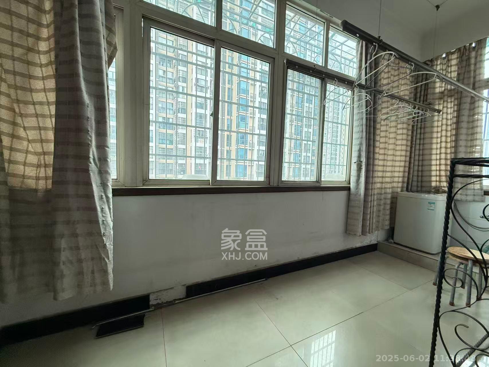 民基大厦 3室1厅1卫 2600.0元/月 民基大厦 3室1厅1卫 2600.0元/月室内图