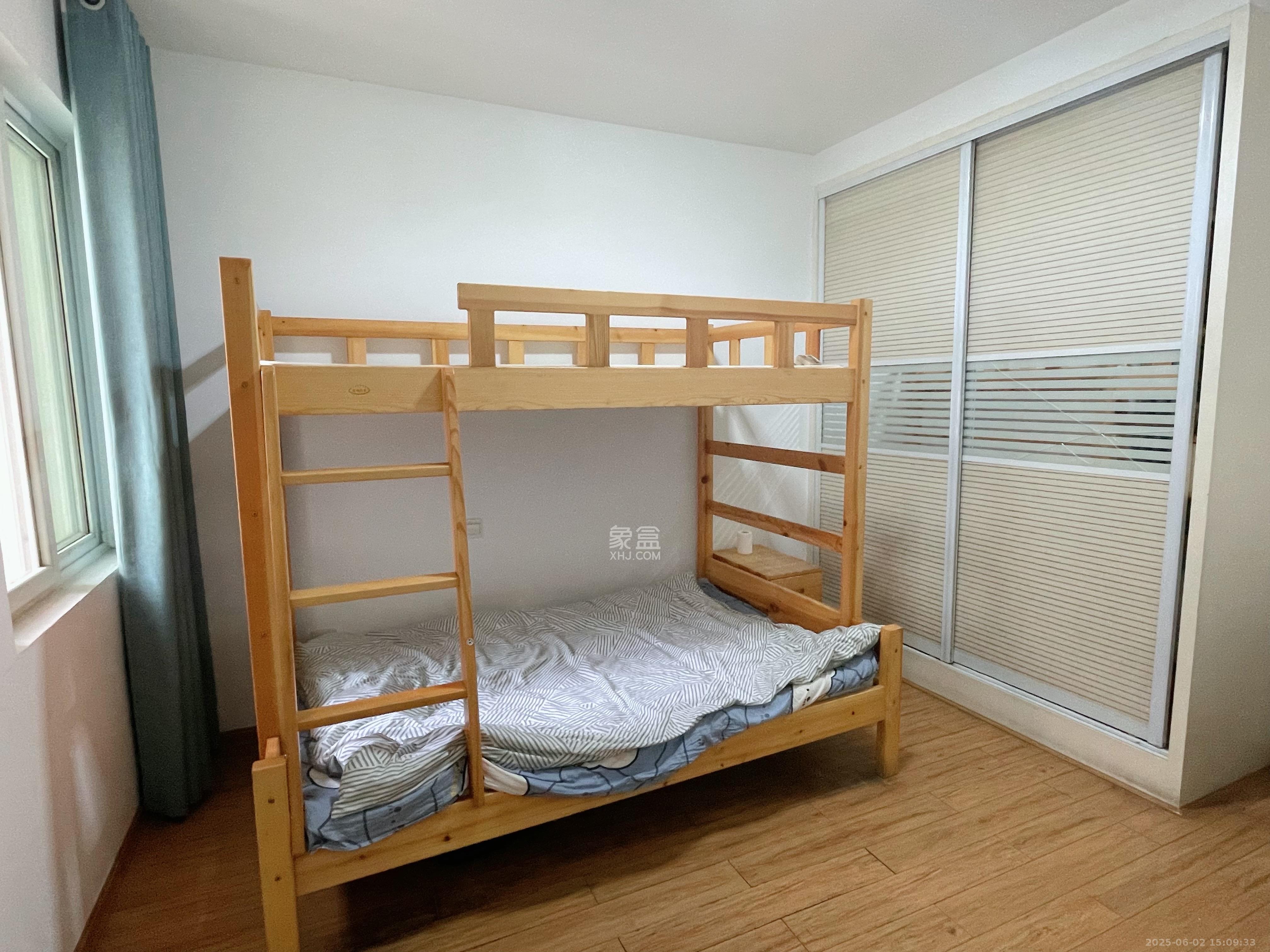 玛依拉山庄  2室2厅1卫   2200.00元/月室内图