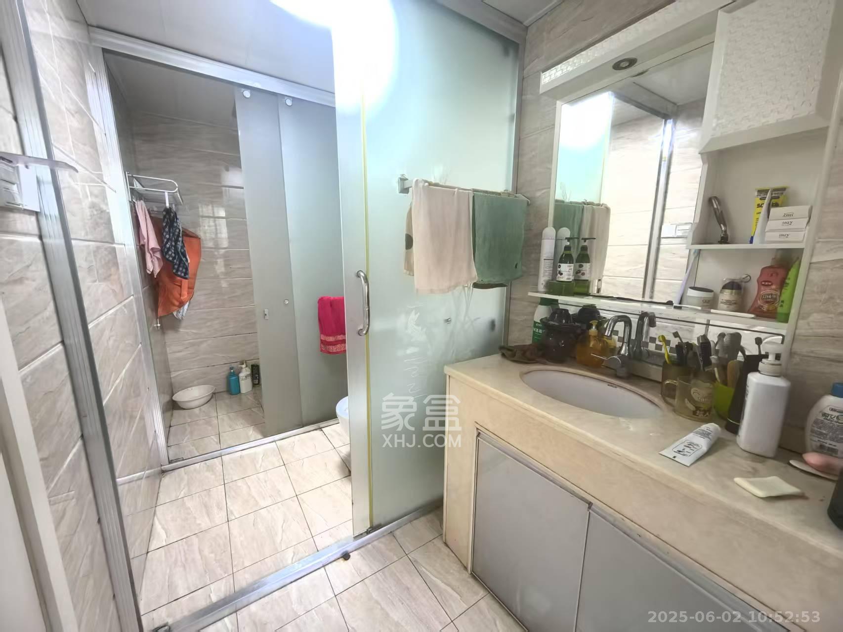 万国城(当代满庭春MOMA)二期 3室2厅2卫 3200.0元/月 万国城(当代满庭春MOMA)二期 3室2厅2卫 3200.0元/月室内图