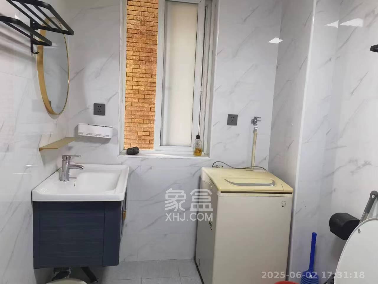 圣力华苑  2室1厅1卫   1400.00元/月室内图