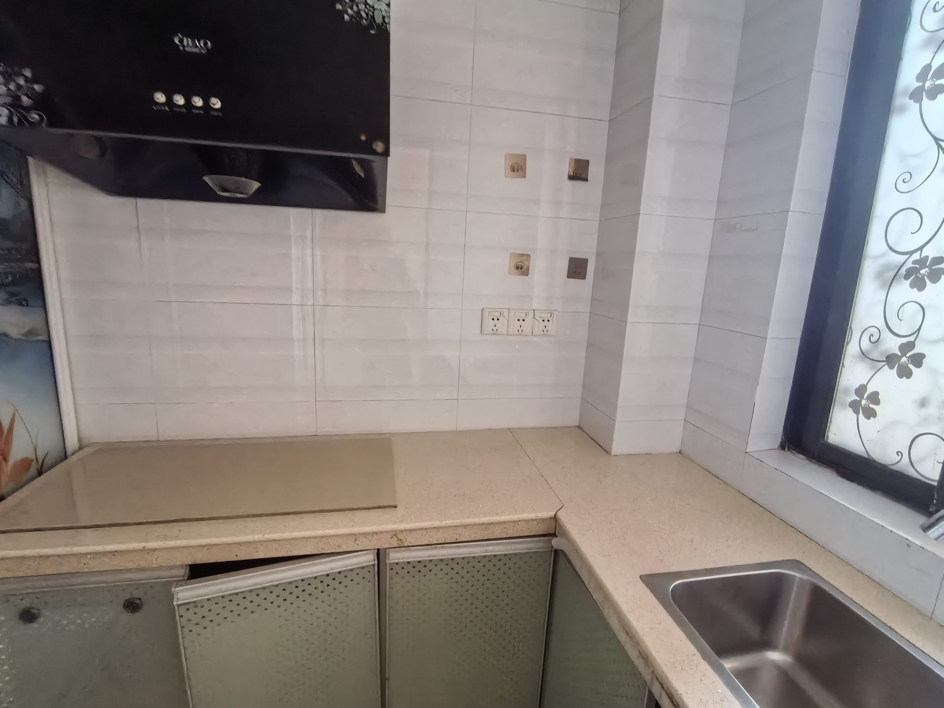 滨河华庭  1室0厅1卫   1500.00元/月室内图