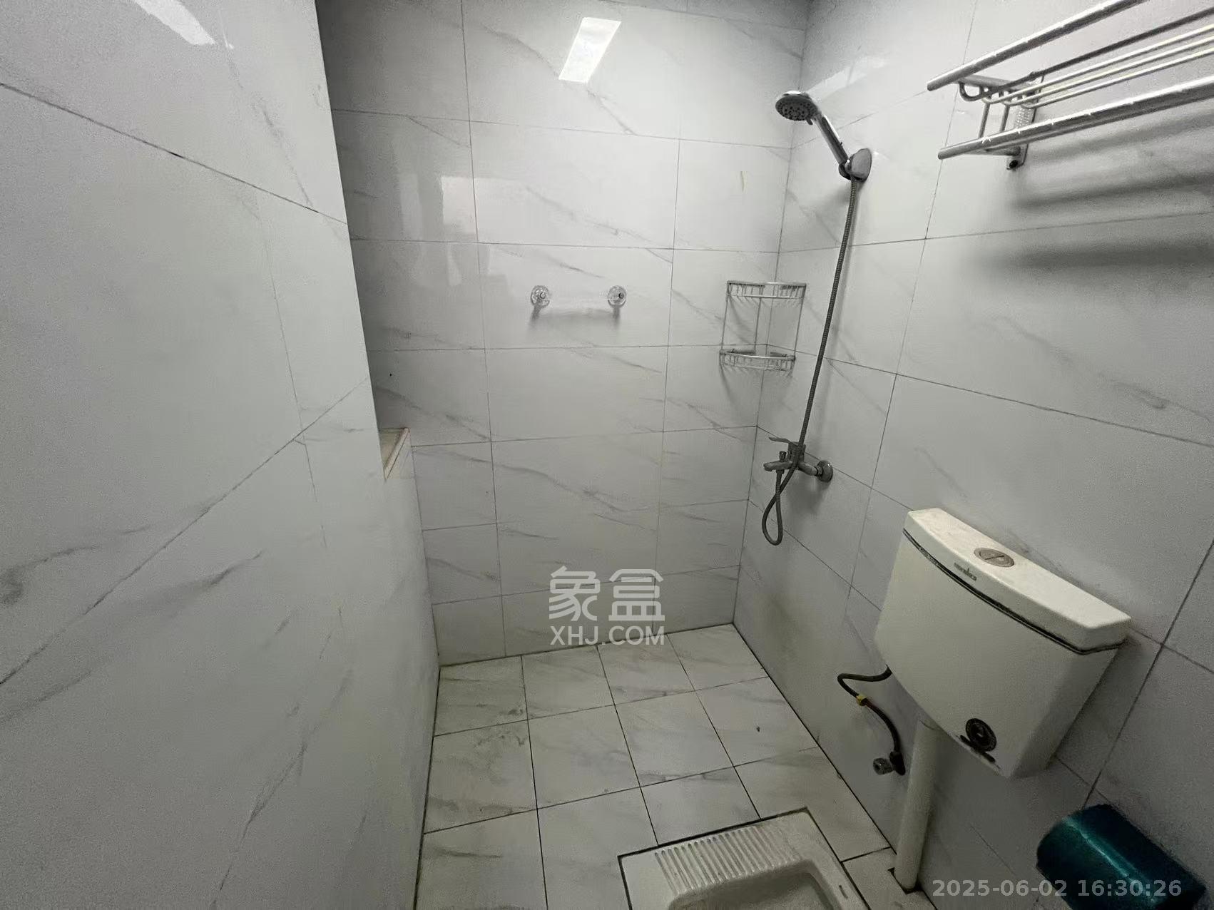 新新花园 2室1厅1卫 2000.0元/月 新新花园 2室1厅1卫 2000.0元/月室内图